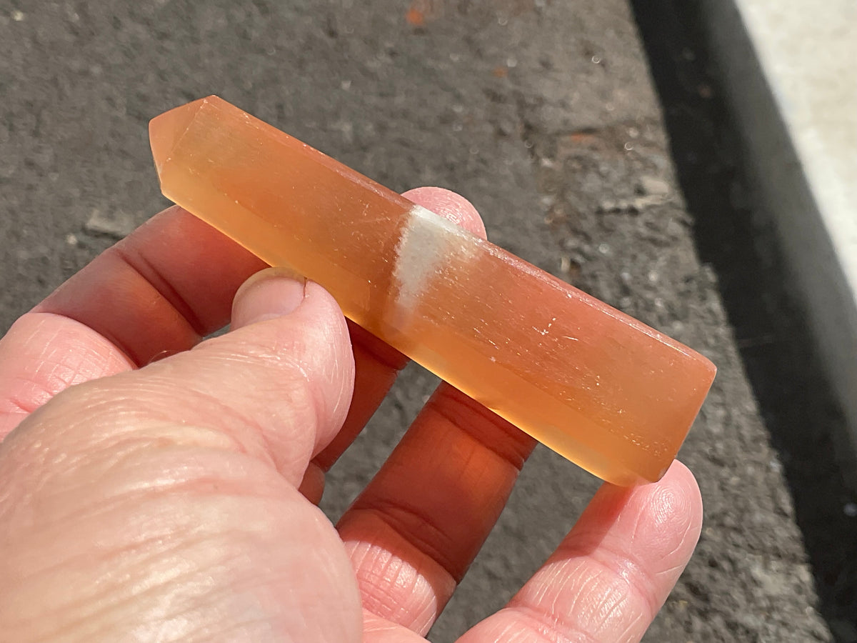 67g Honey Calcite Generator 3C