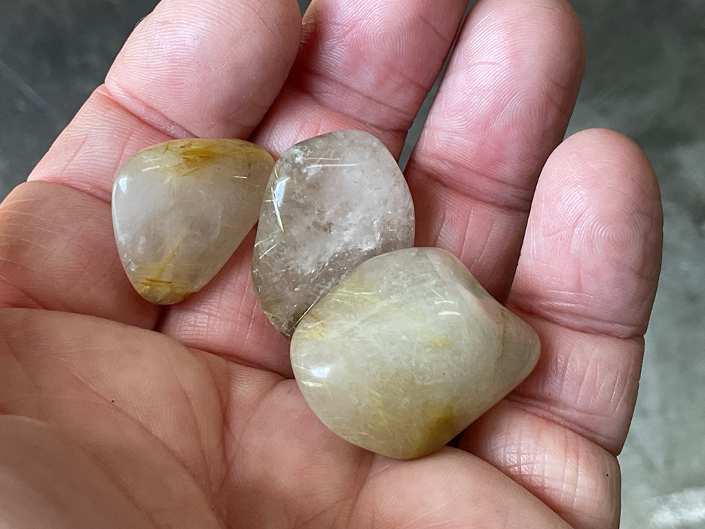 34g Golden Rutile Tumbled Stone Group 2