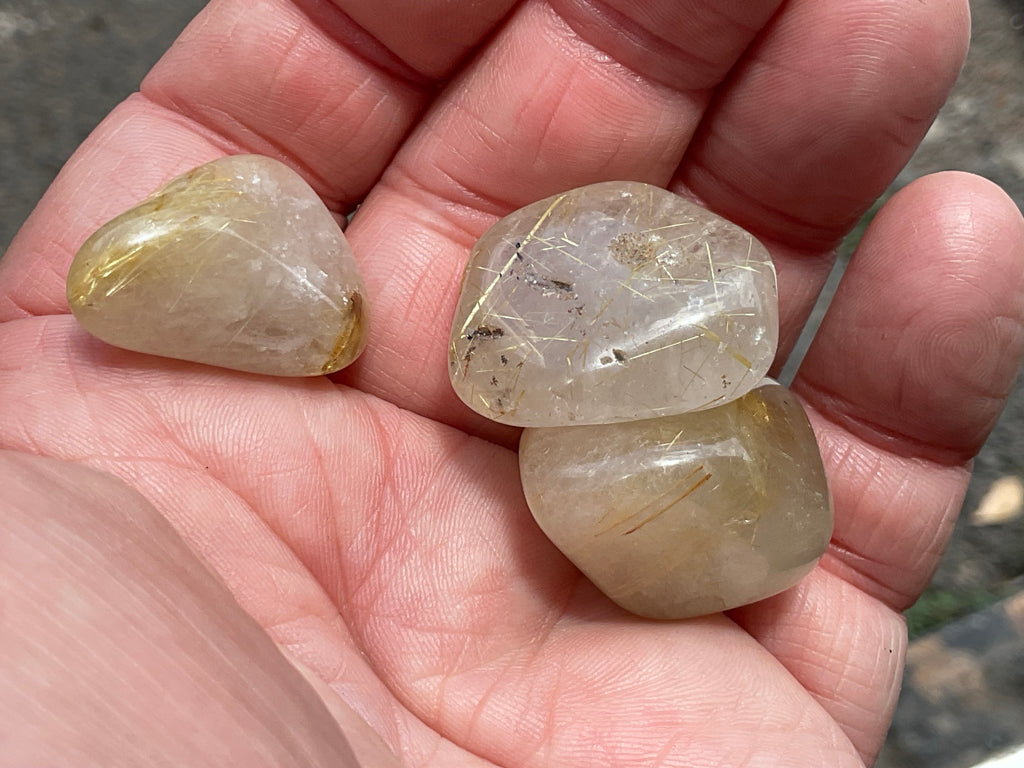 34g Golden Rutile Tumbled Stone Group 2
