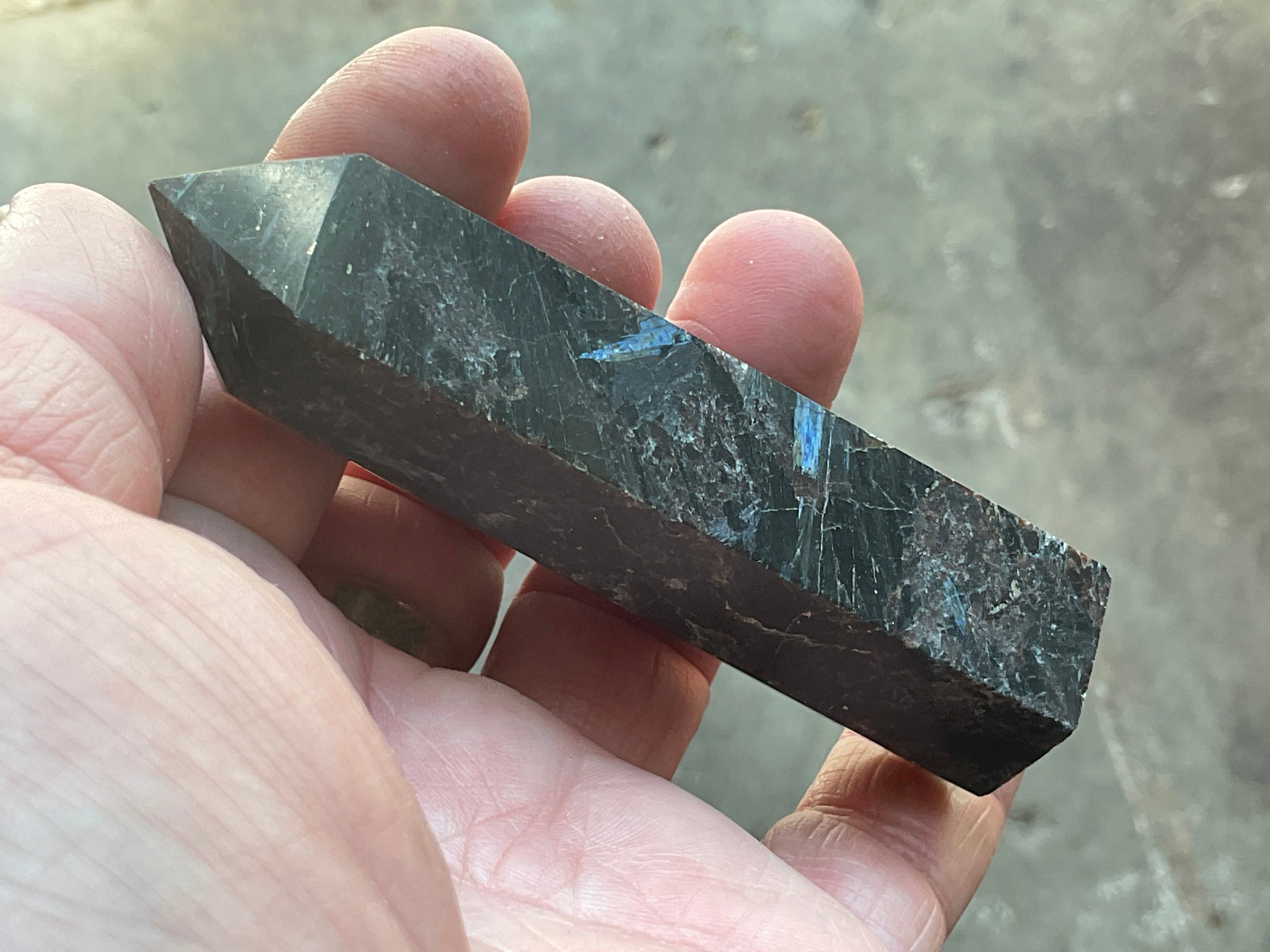 104g Arfvedsonite Generator 1B
