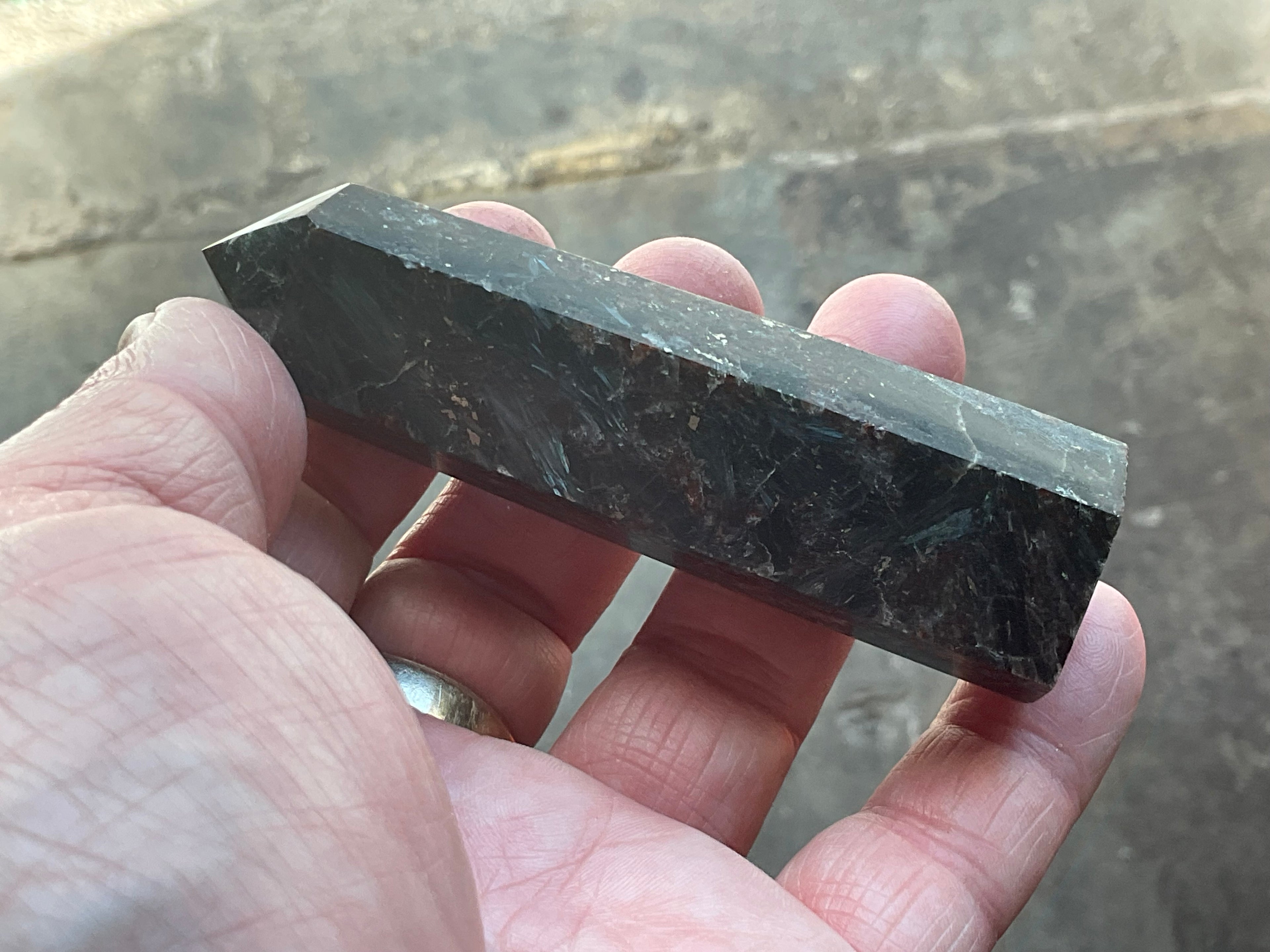 104g Arfvedsonite Generator 1C