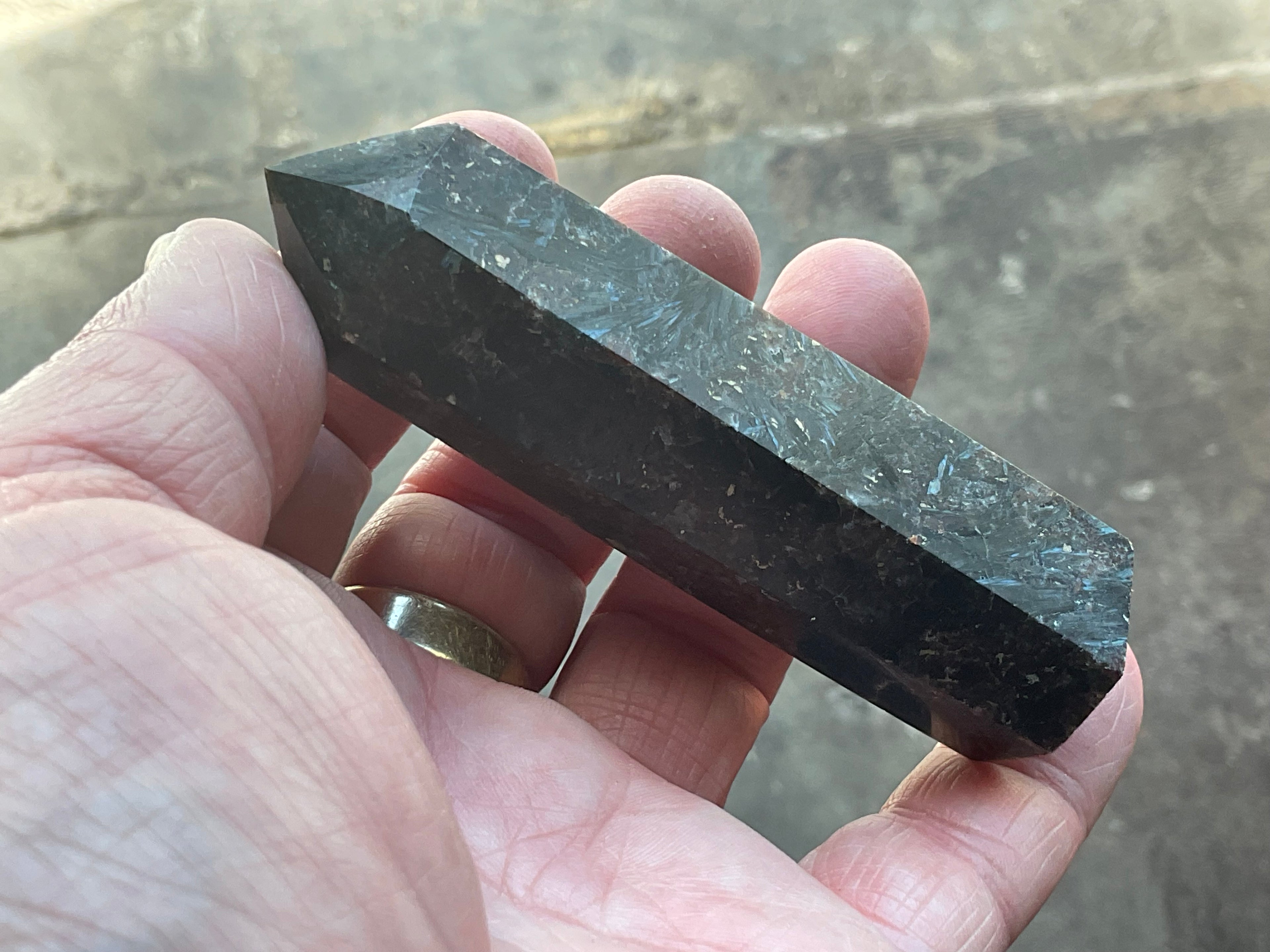 104g Arfvedsonite Generator 1C