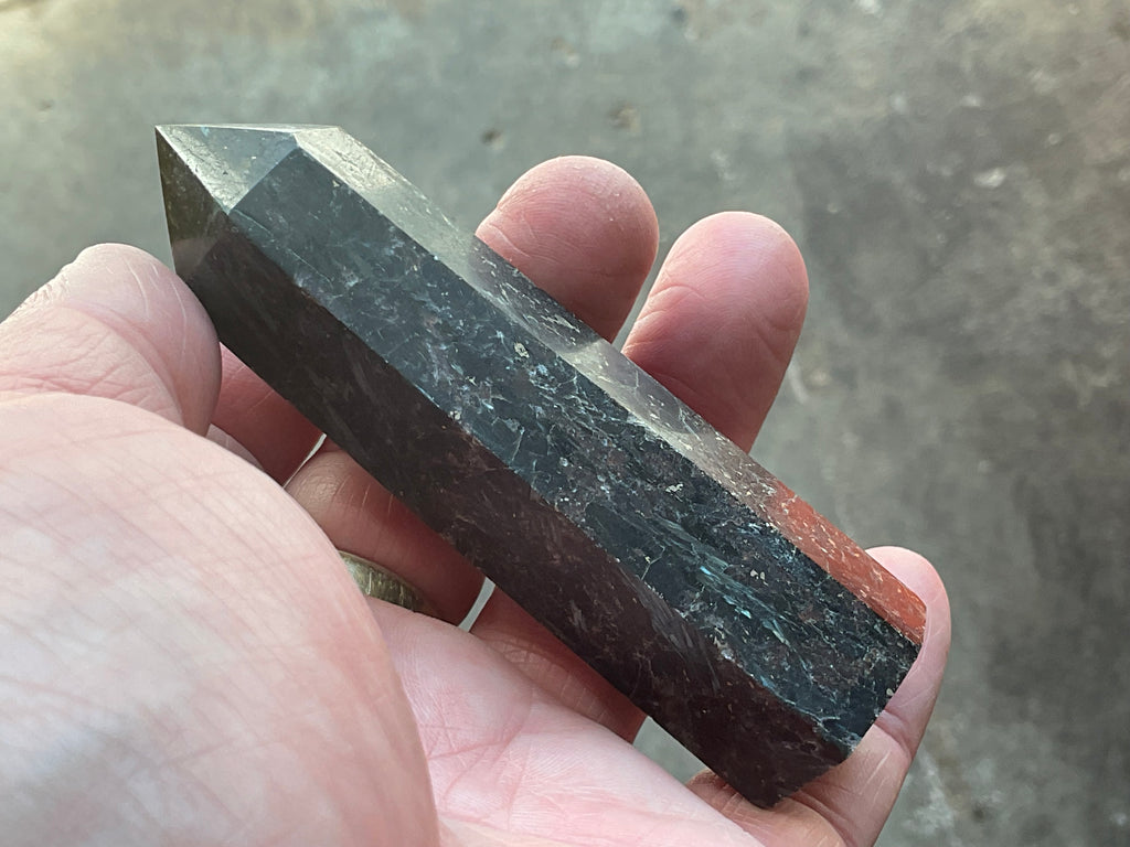 112g Arfvedsonite Generator 3C