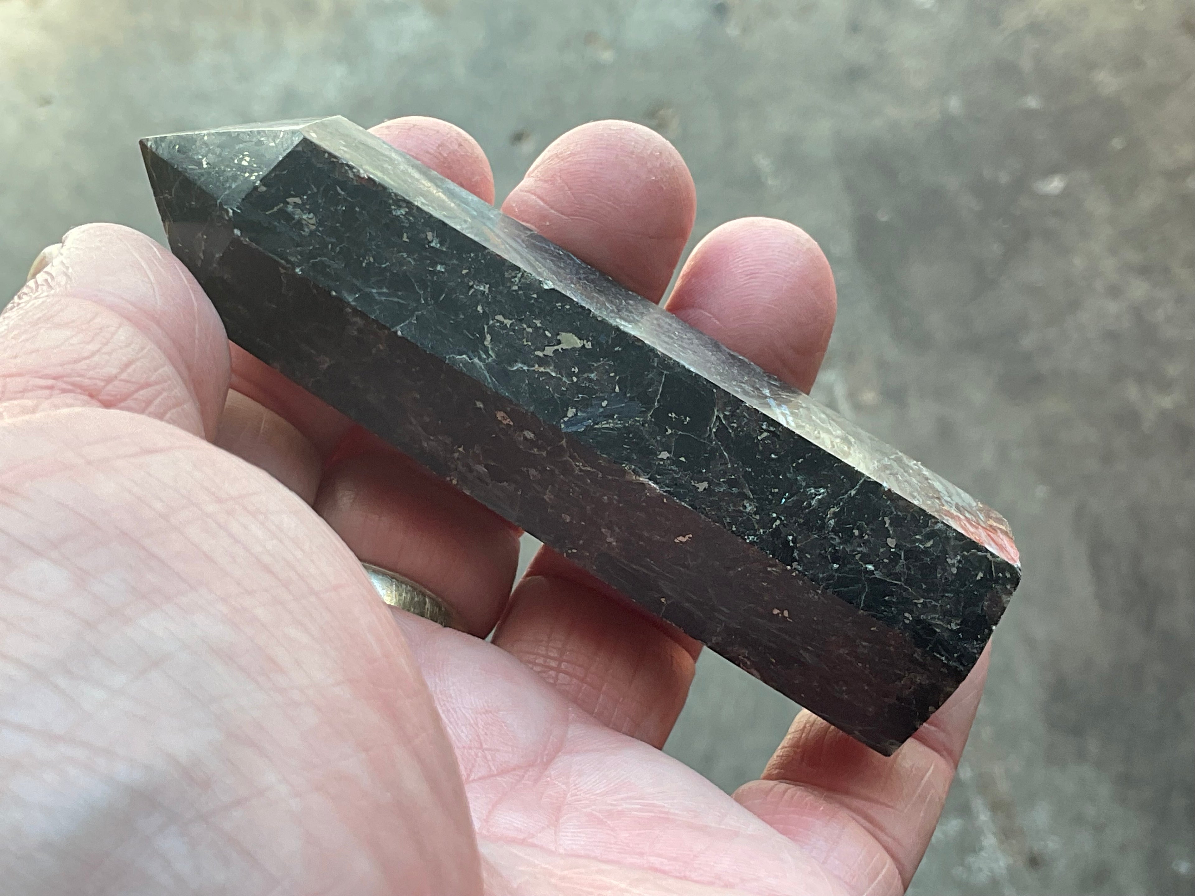 112g Arfvedsonite Generator 3C
