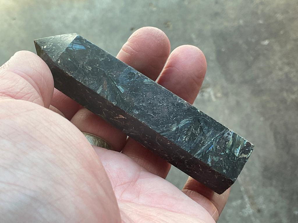 112g Arfvedsonite Generator 3C