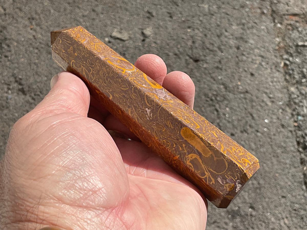 147g Calligraphy Stone Generator 4B
