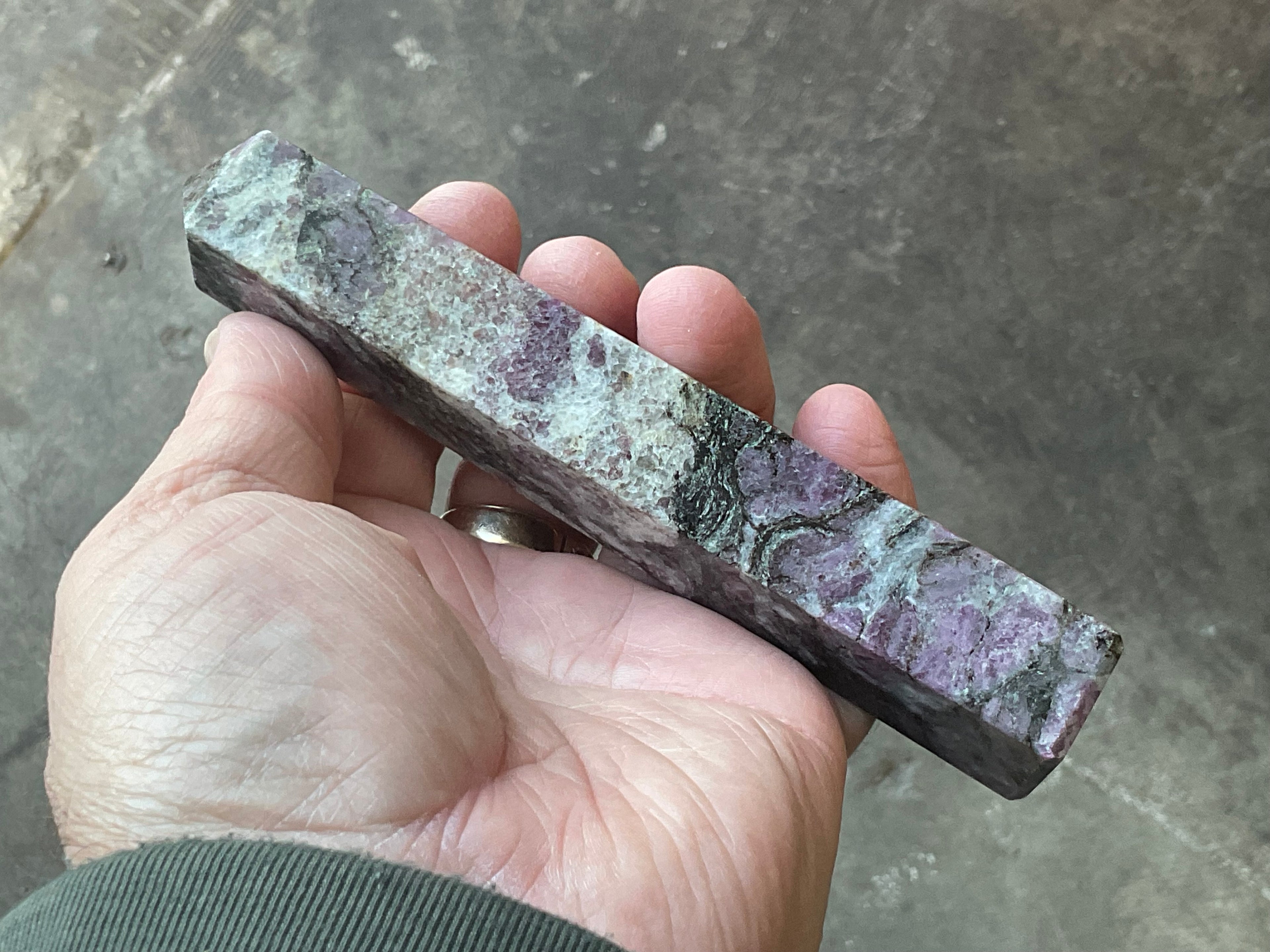 157g Ruby/Spinel in Matrix Generator B