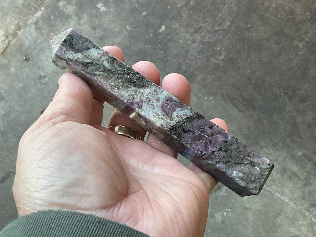 157g Ruby/Spinel in Matrix Generator B