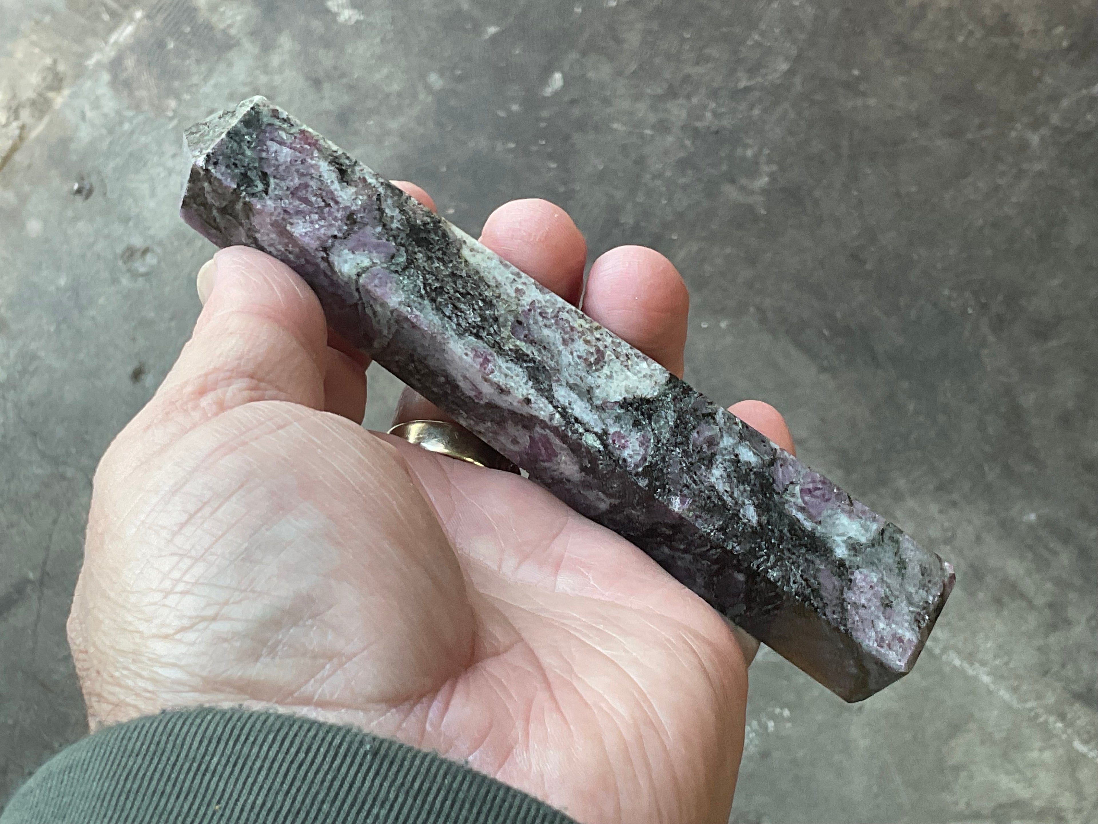 157g Ruby/Spinel in Matrix Generator B
