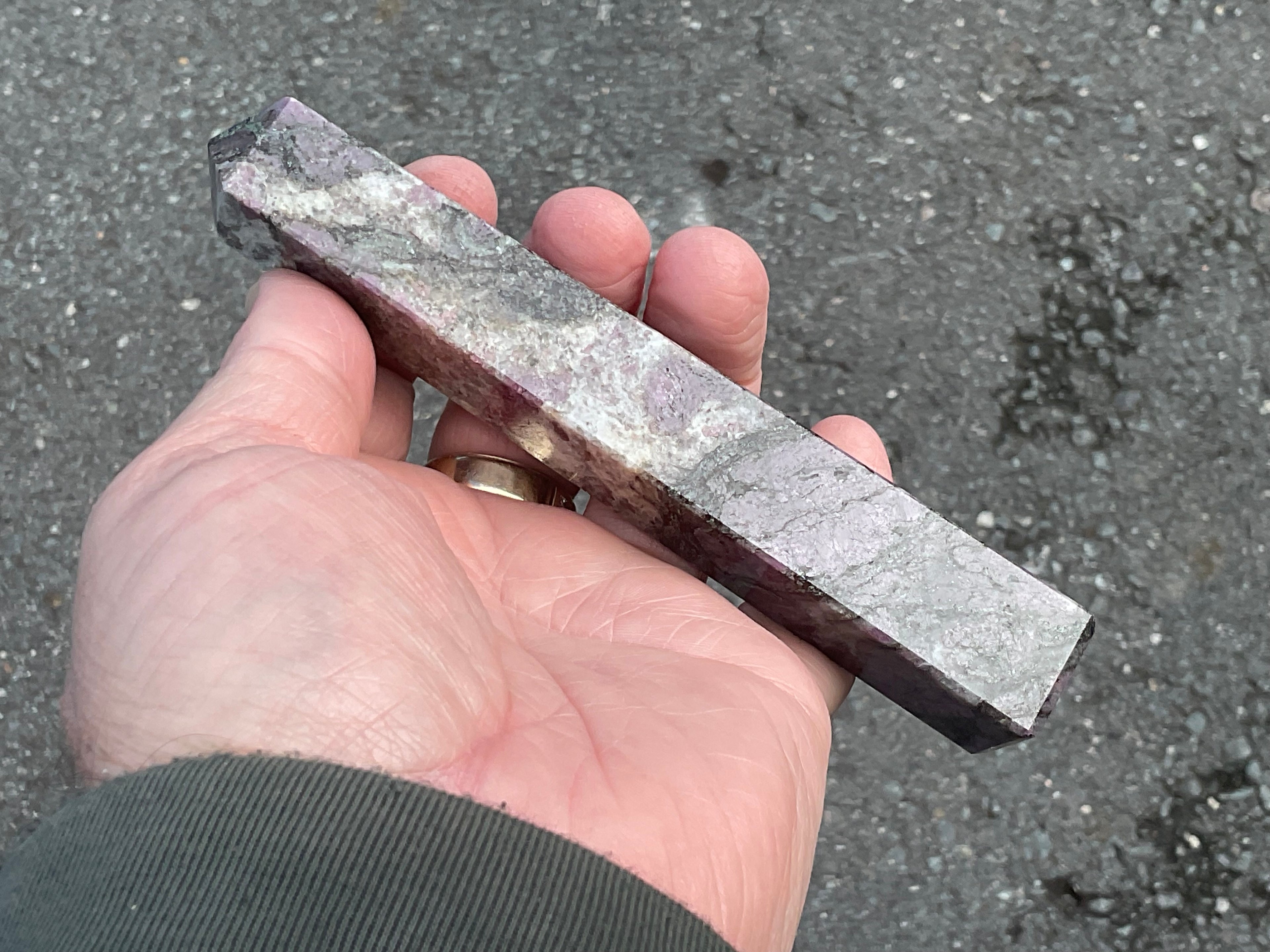 157g Ruby/Spinel in Matrix Generator B