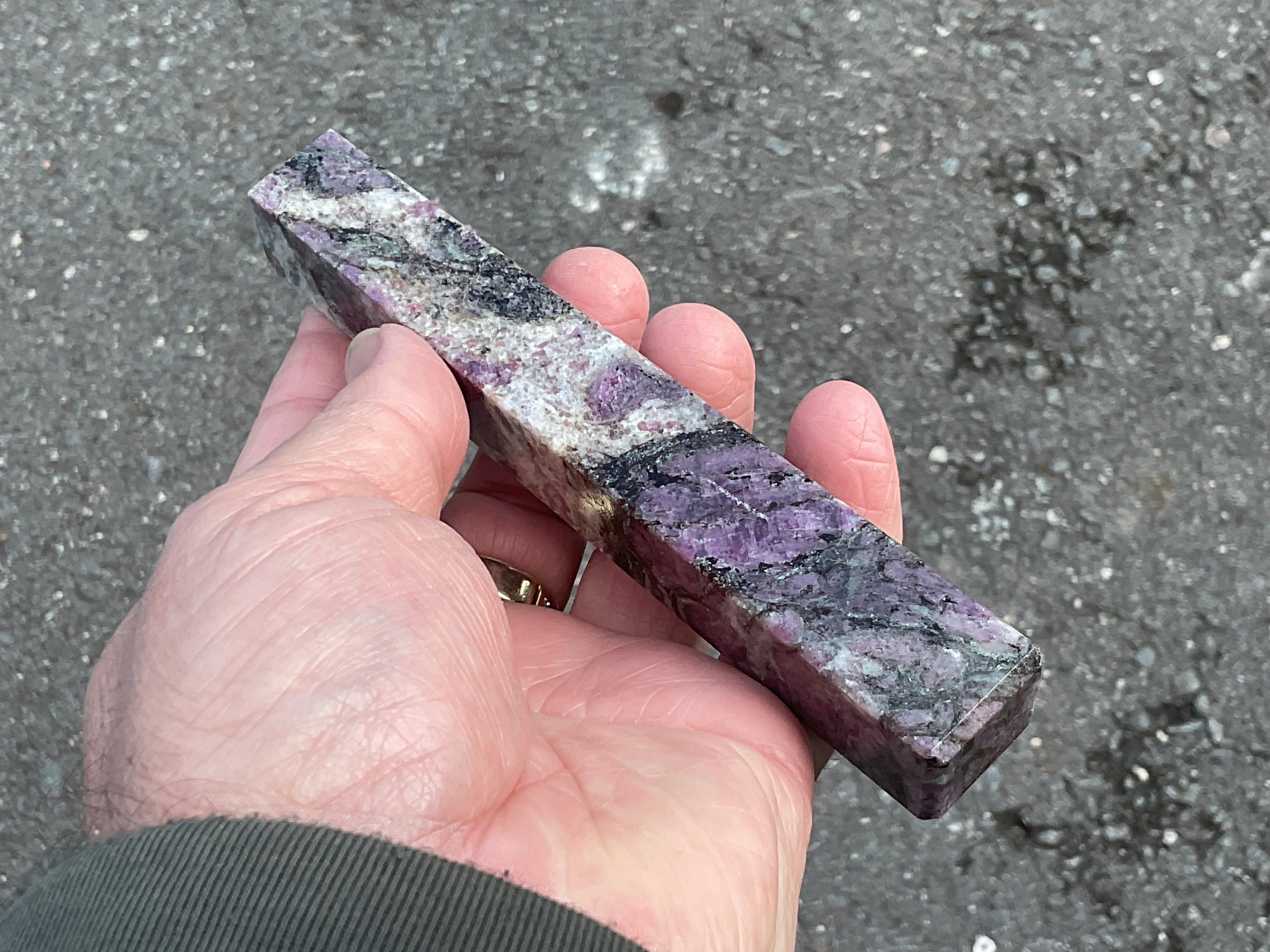 157g Ruby/Spinel in Matrix Generator B