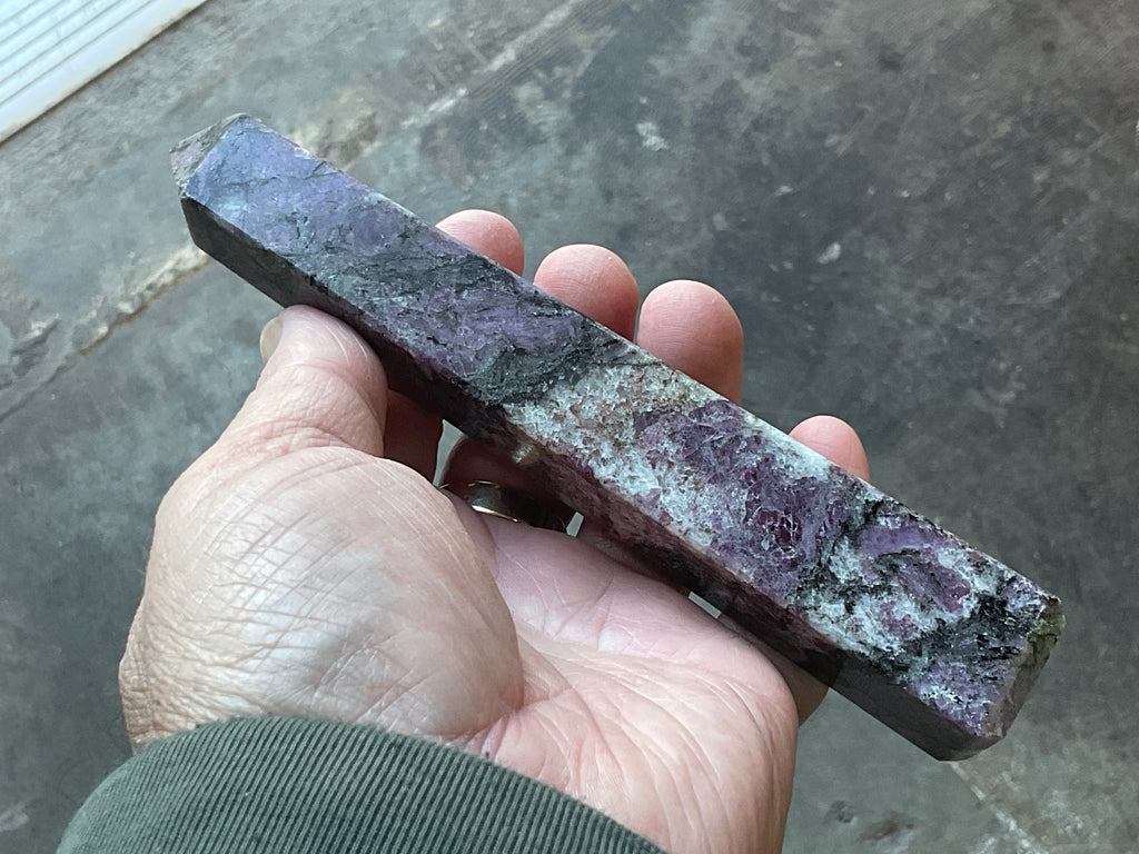 239g Ruby/Spinel in Matrix Generator C