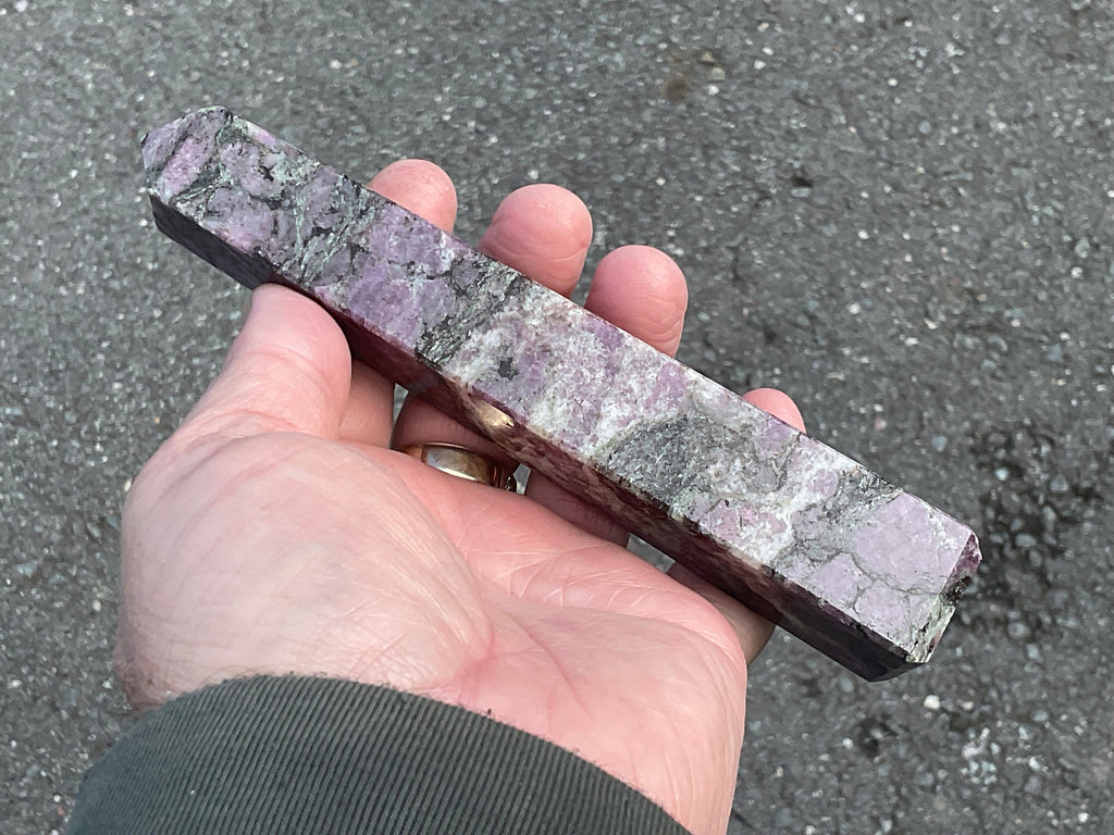 239g Ruby/Spinel in Matrix Generator C