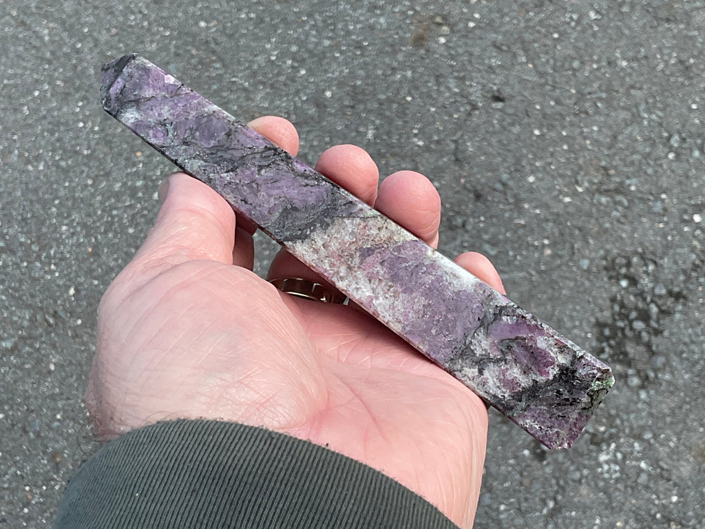 239g Ruby/Spinel in Matrix Generator C