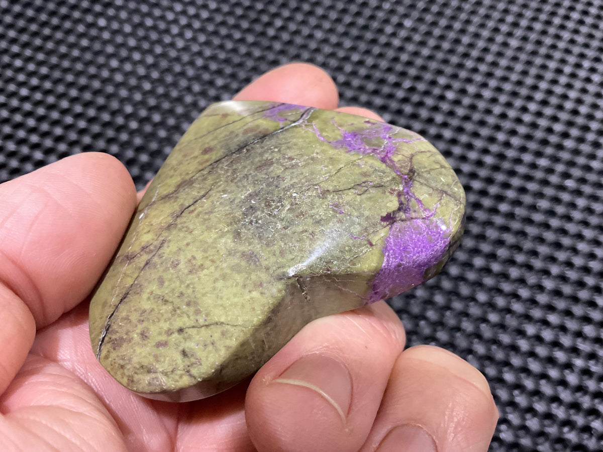 58g Atlantisite Heart 5B