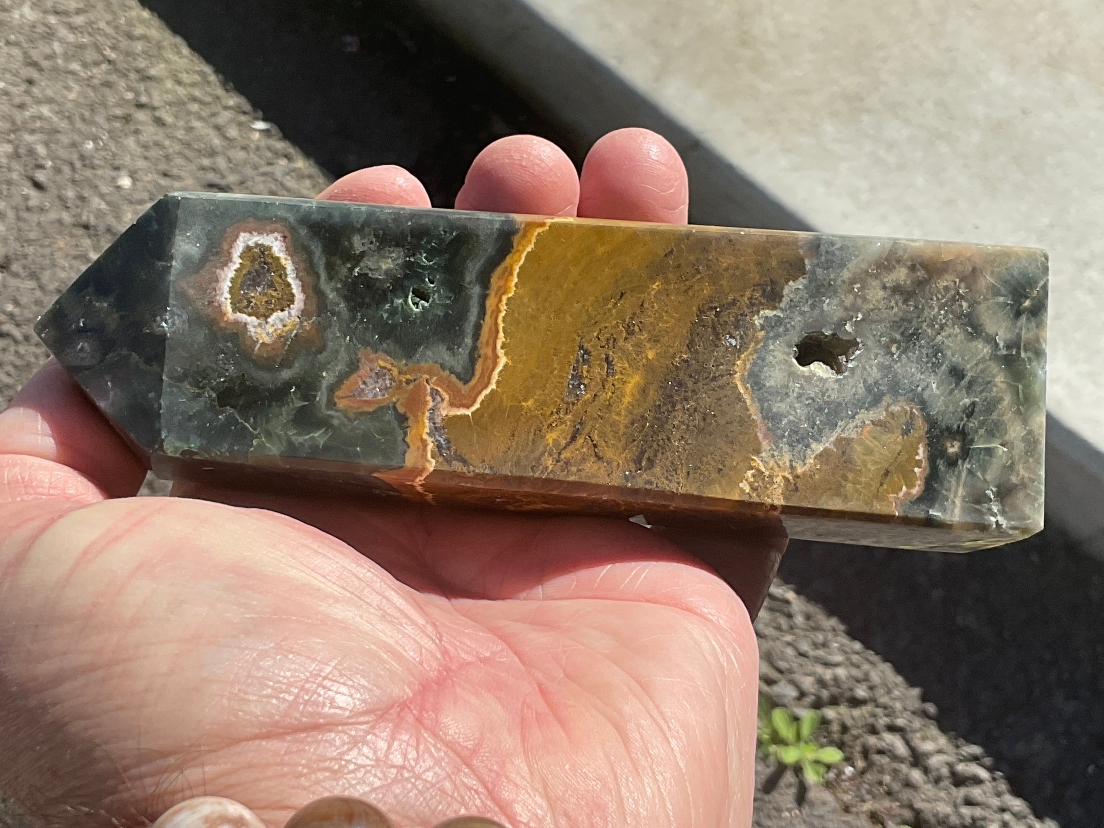 380g Ocean Jasper Generator D