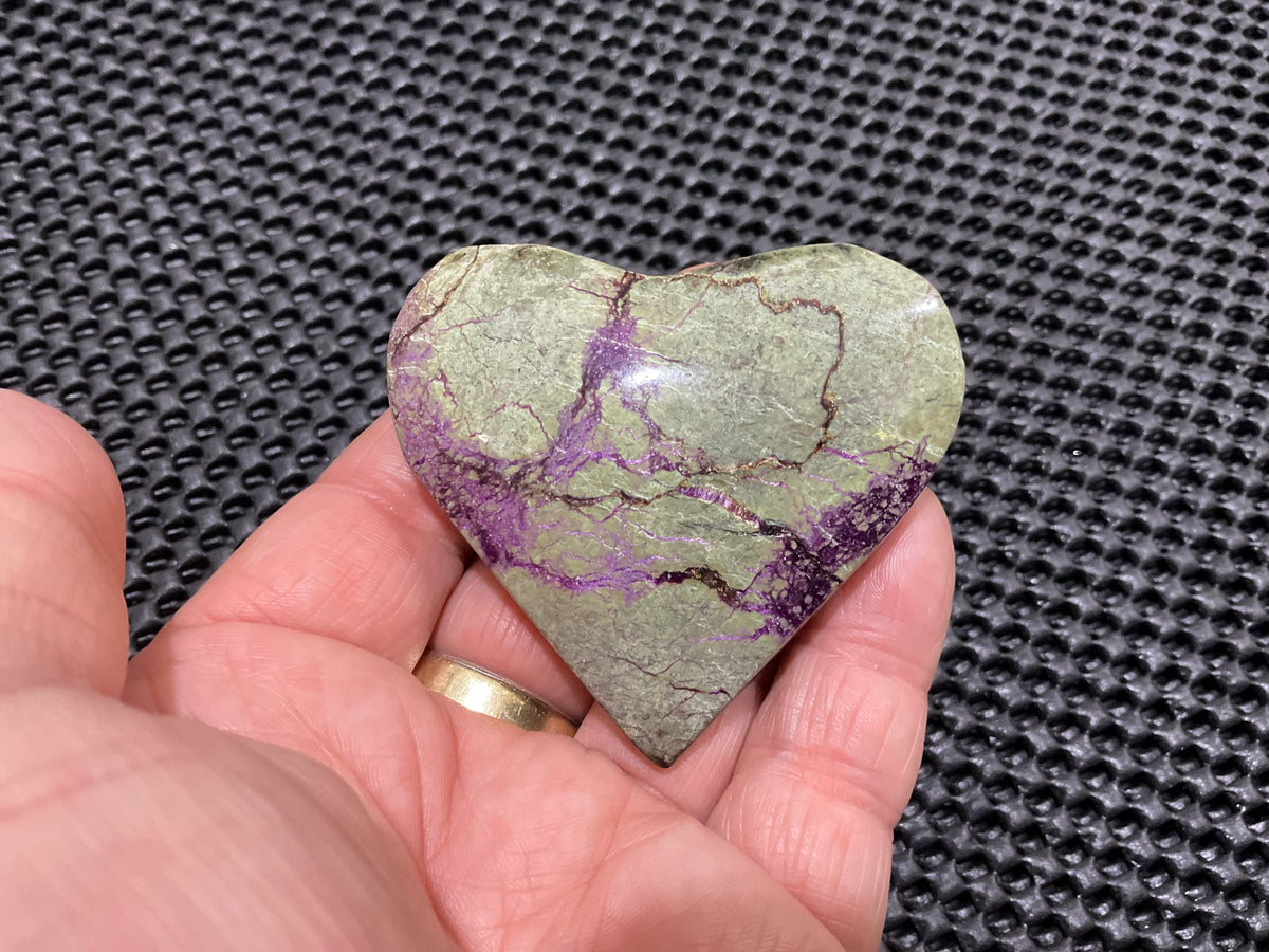 80g Atlantisite Heart 6C