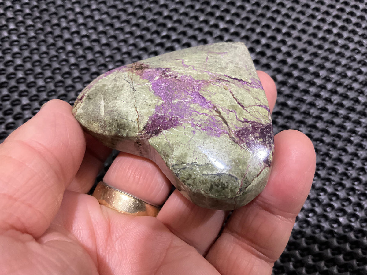80g Atlantisite Heart 6C