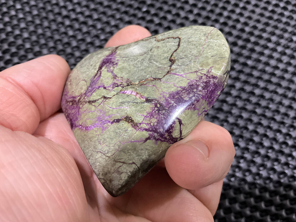 80g Atlantisite Heart 6C