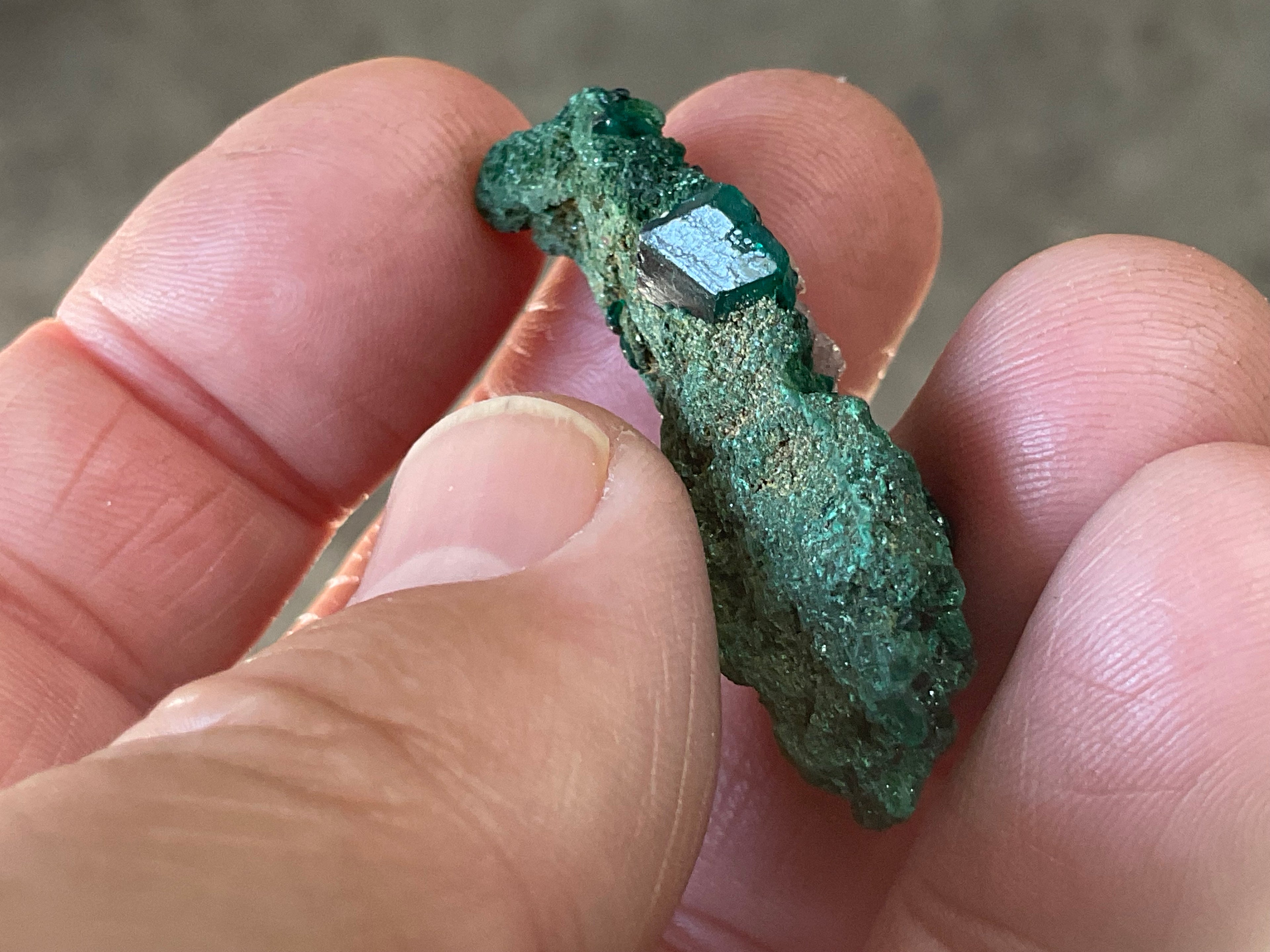 10g Congolese Dioptase Specimen 8A