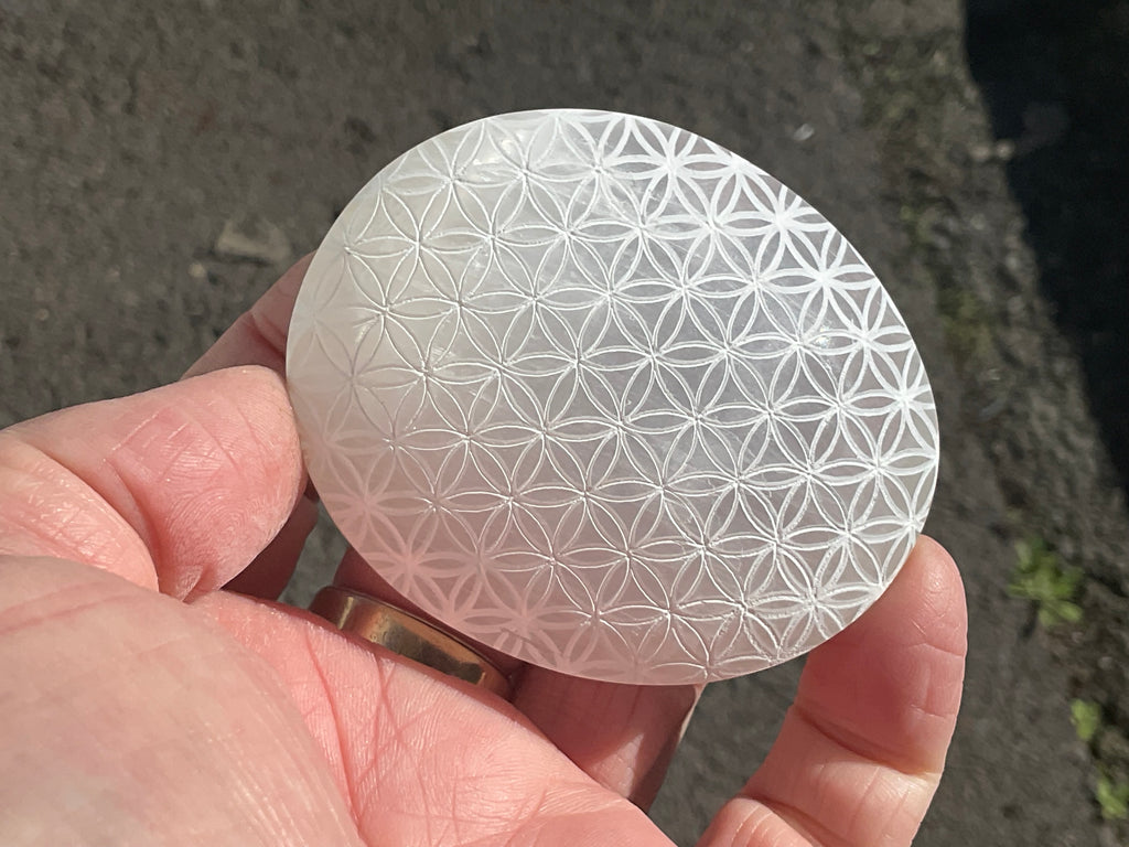 100g Flower of Life Etched Selenite Palmstone 2A