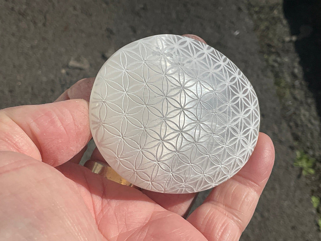 100g Flower of Life Etched Selenite Palmstone 2A