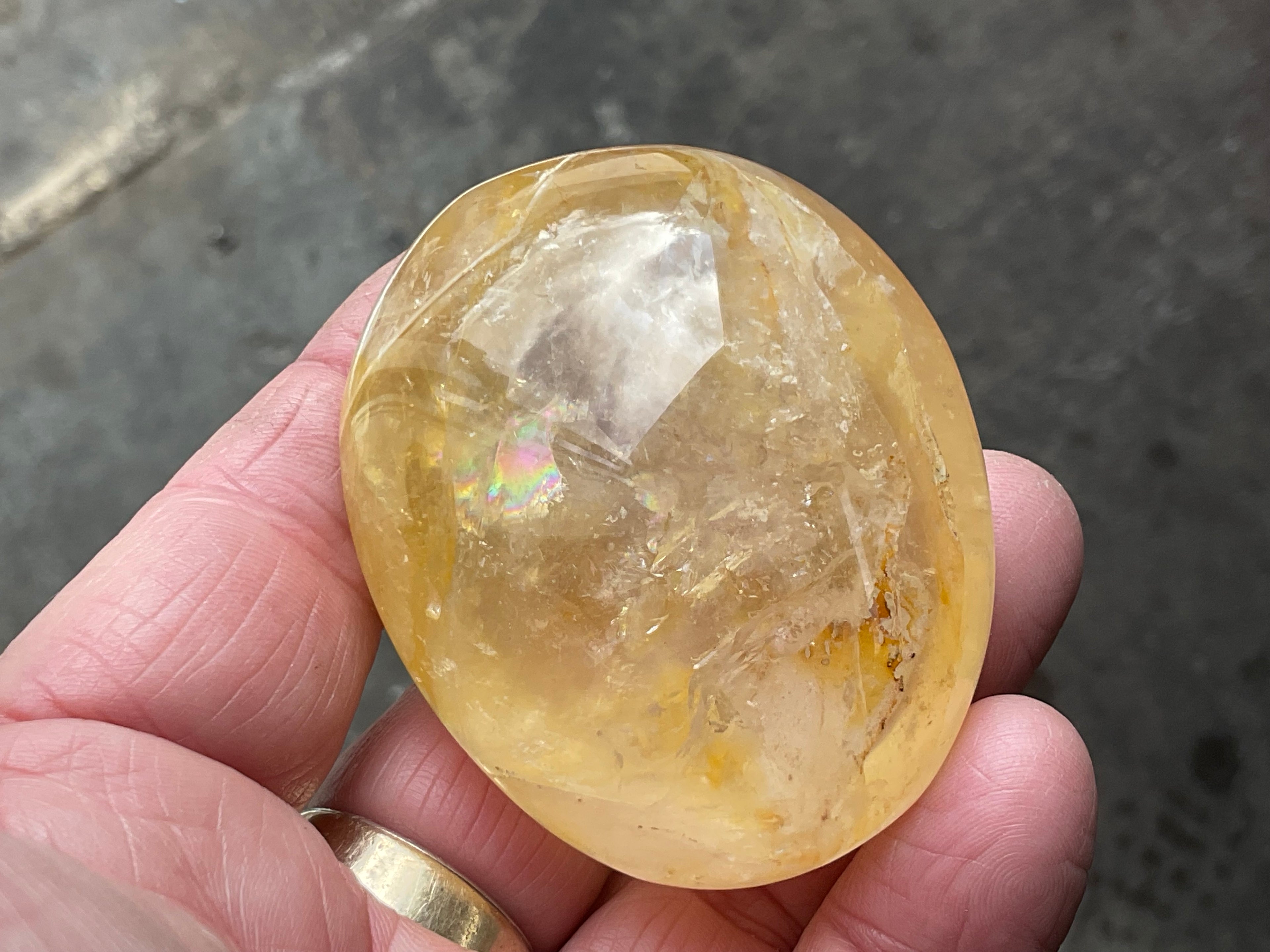 116g Golden Healer Palmstone B