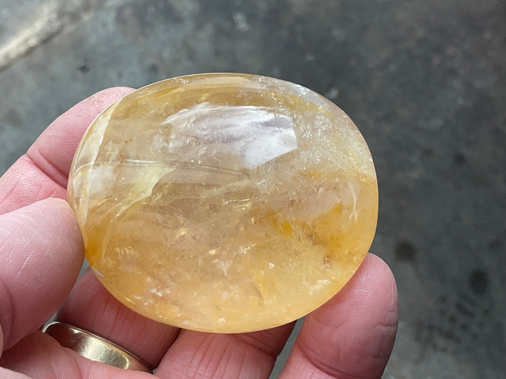 116g Golden Healer Palmstone B