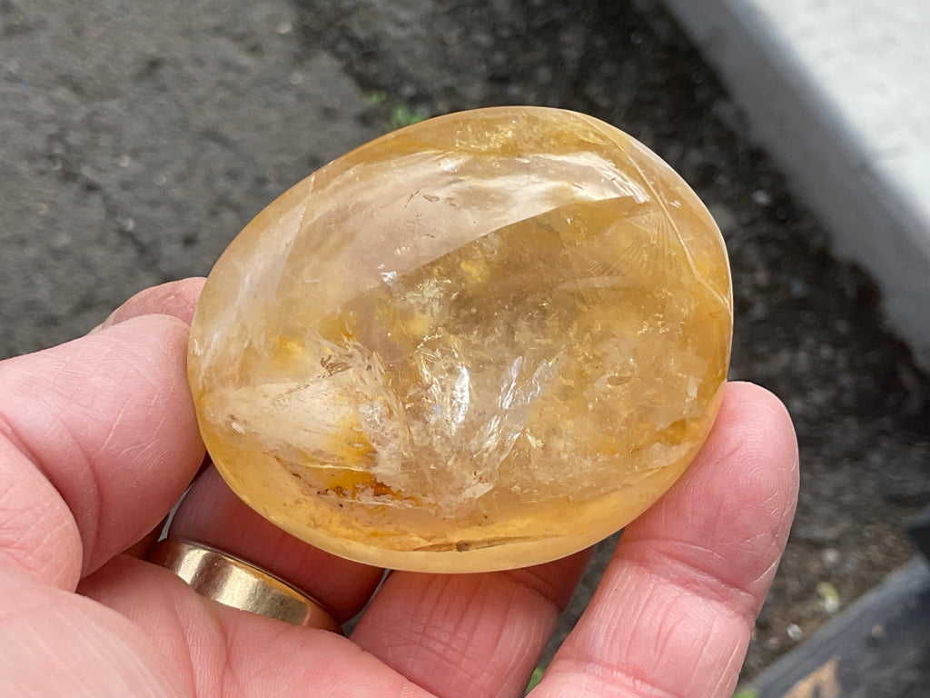 116g Golden Healer Palmstone B