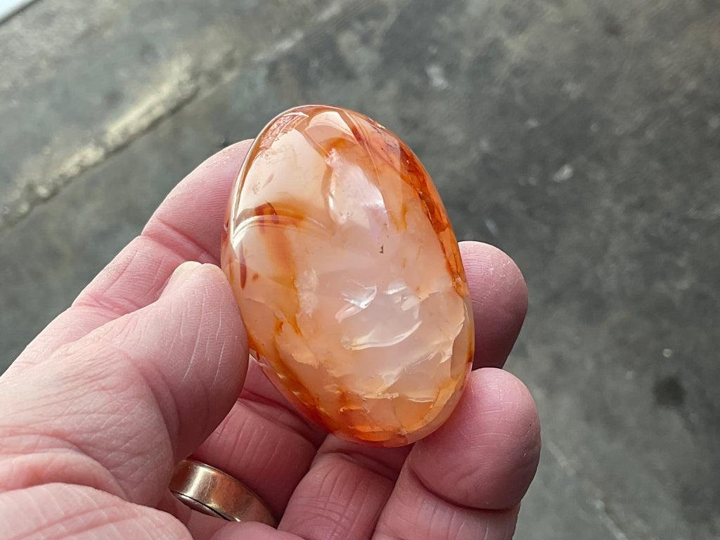 93g Carnelian Palmstone 7A
