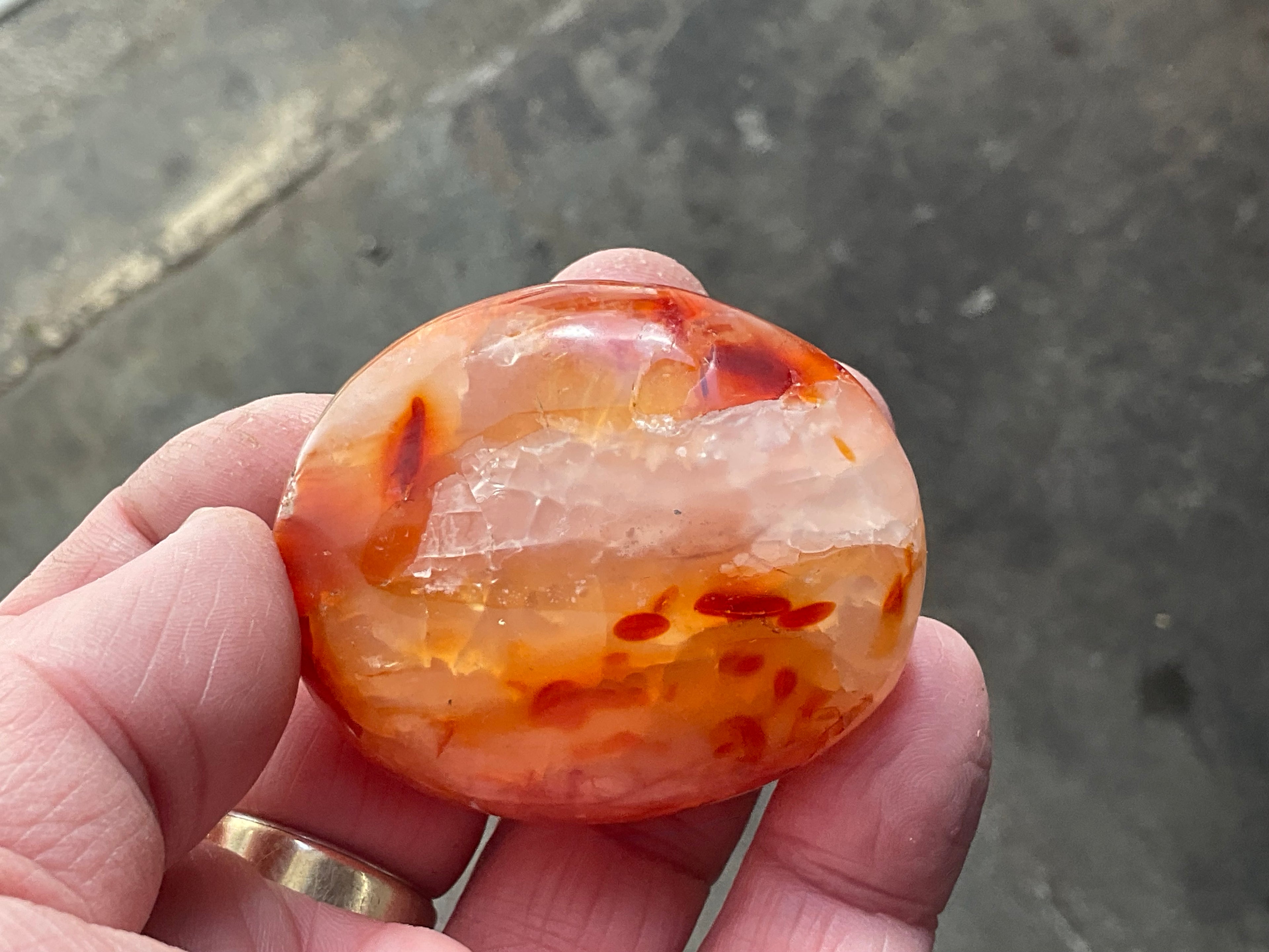 93g Carnelian Palmstone 7A