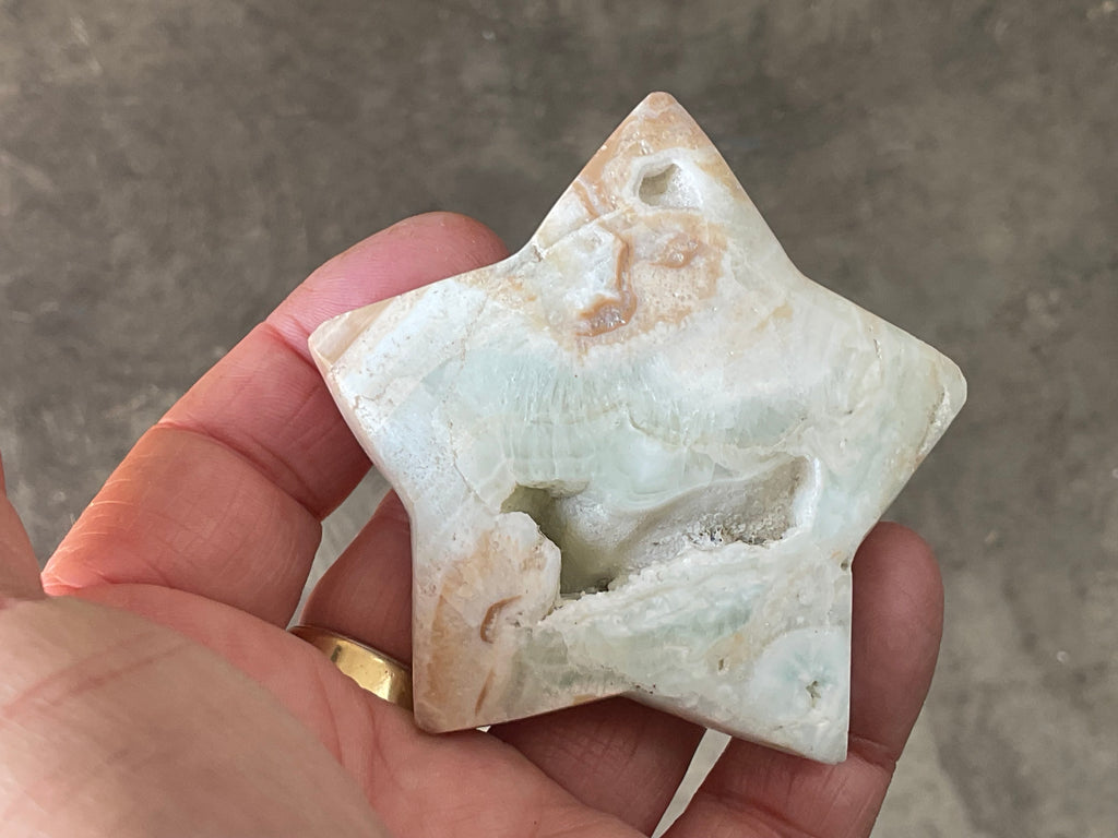 125g Caribbean Calcite Star