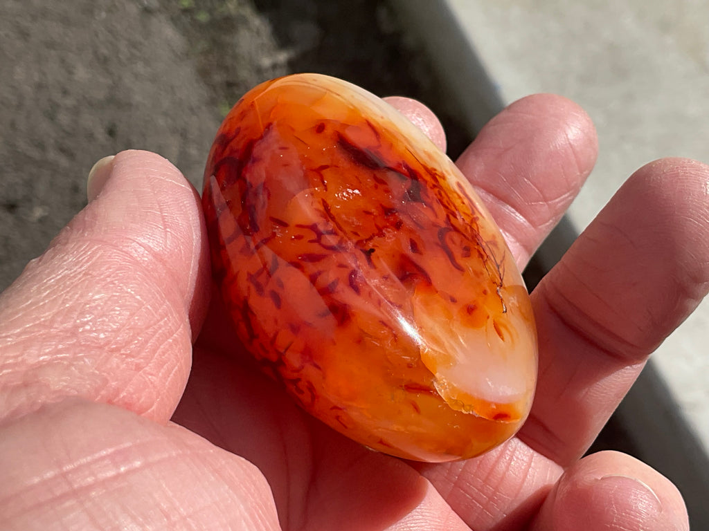 107g Carnelian Palmstone 8A