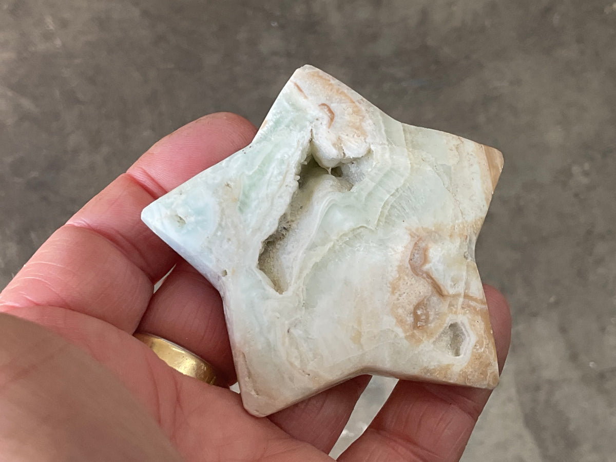 125g Caribbean Calcite Star