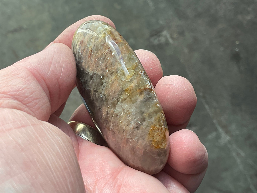 76g Black Moonstone Palmstone 4A