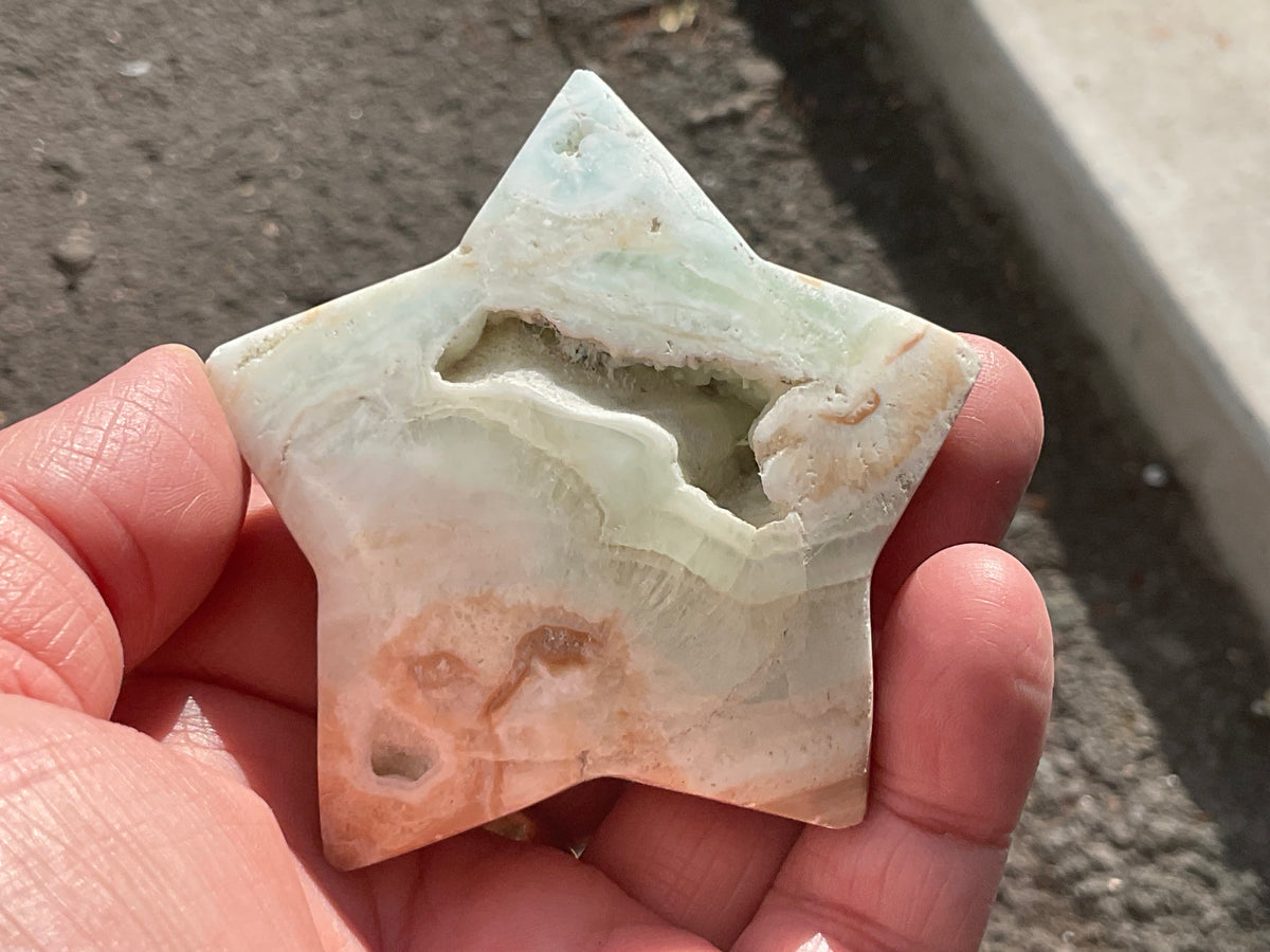 125g Caribbean Calcite Star