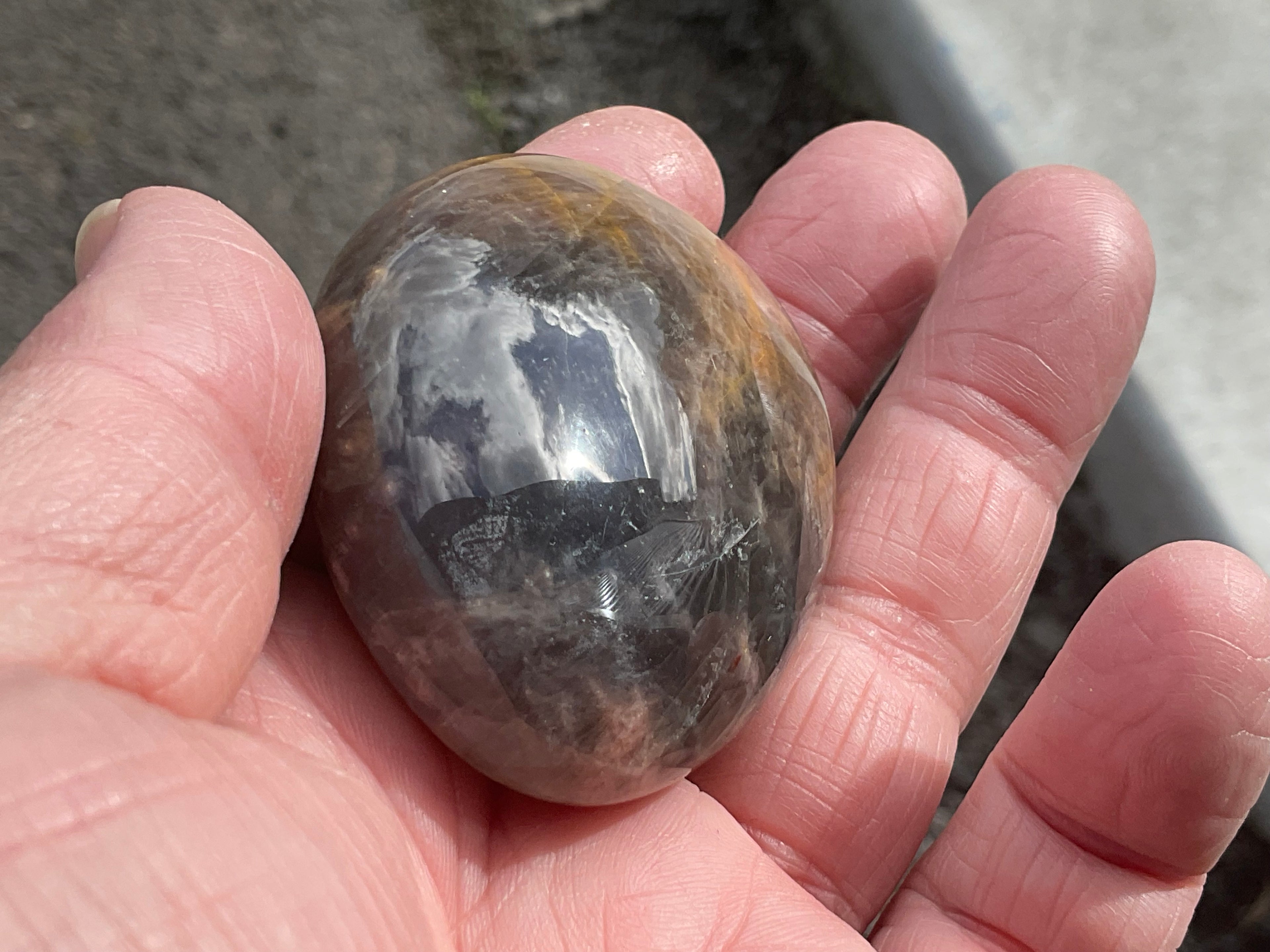 73g Black Moonstone Palmstone 4C