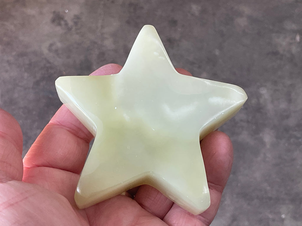 176g Green Banded Onyx (Calcite) Star