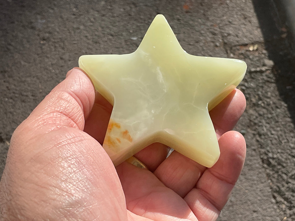 176g Green Banded Onyx (Calcite) Star