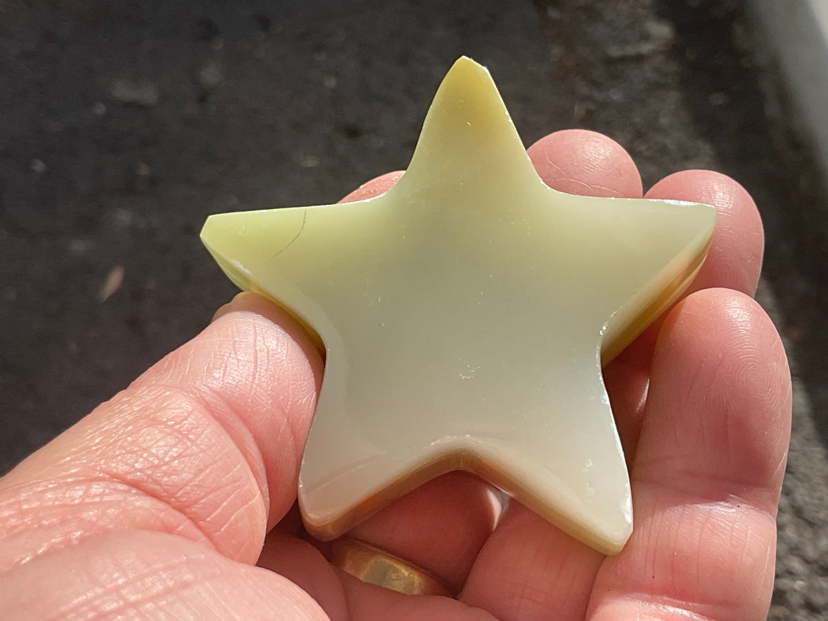 83g Green Banded Onyx (Calcite) Star 2B