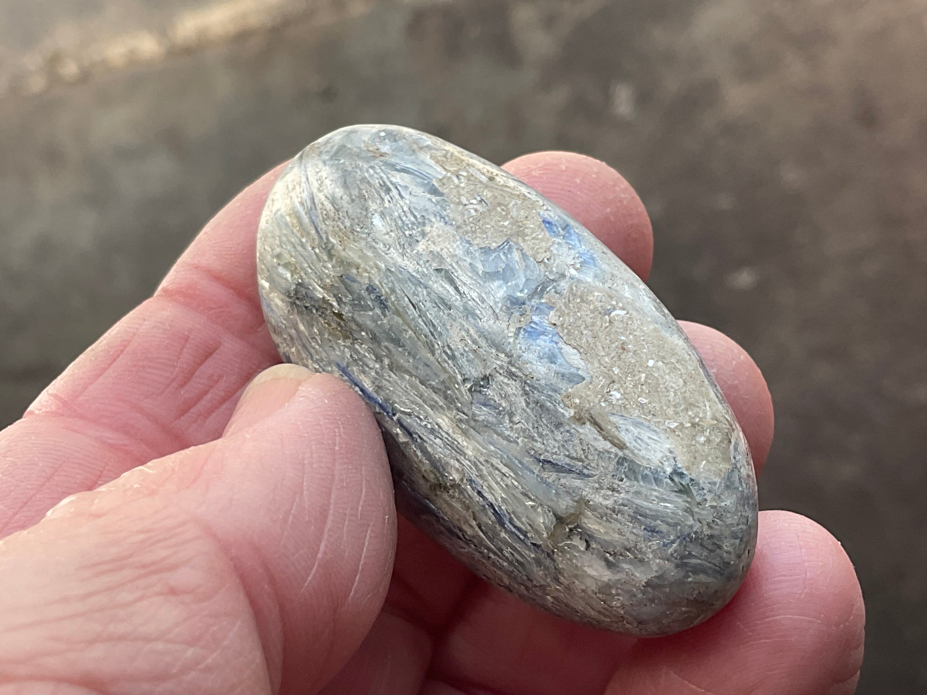48g Blue Kyanite Palmstone 1A