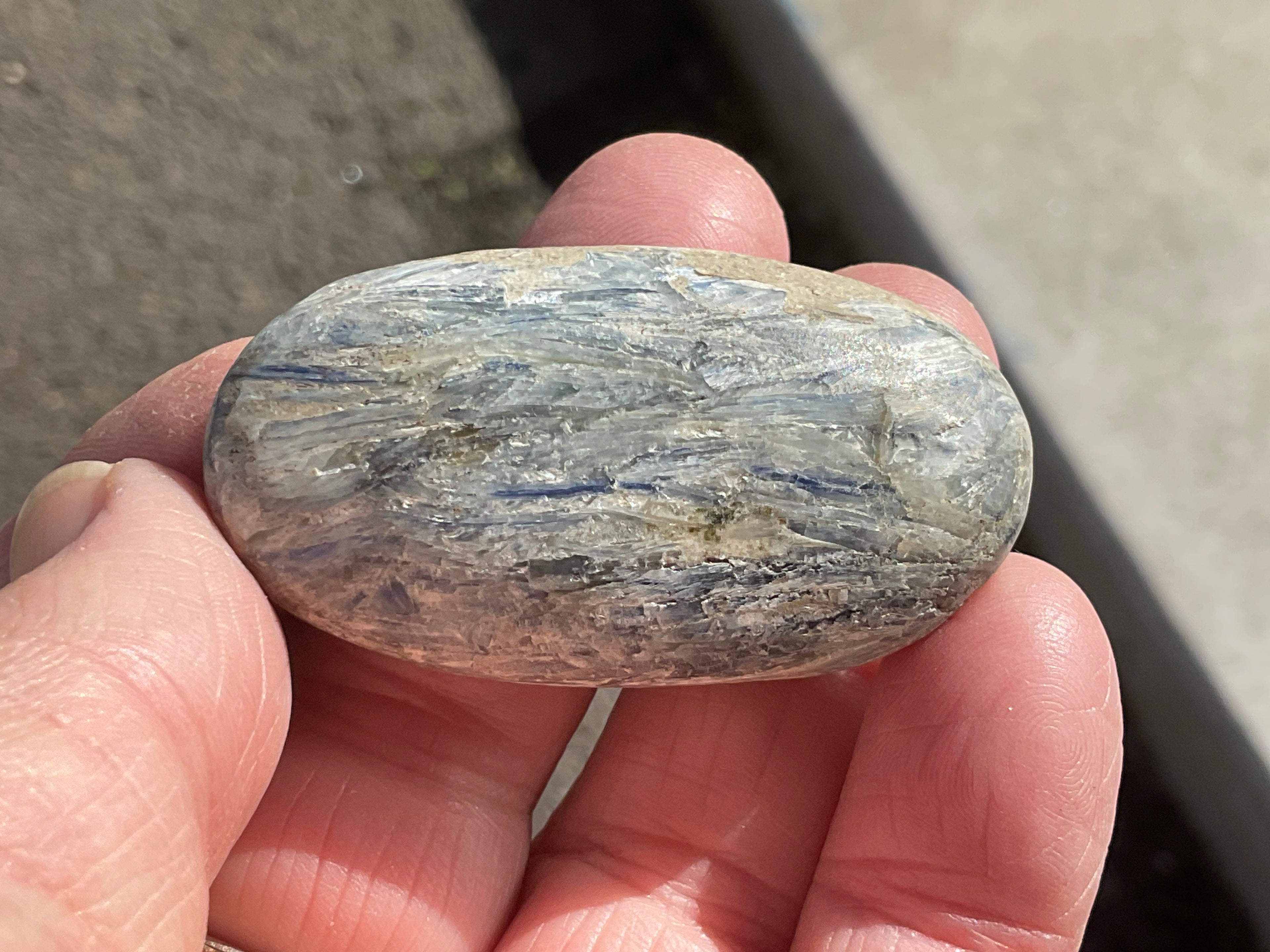 48g Blue Kyanite Palmstone 1A