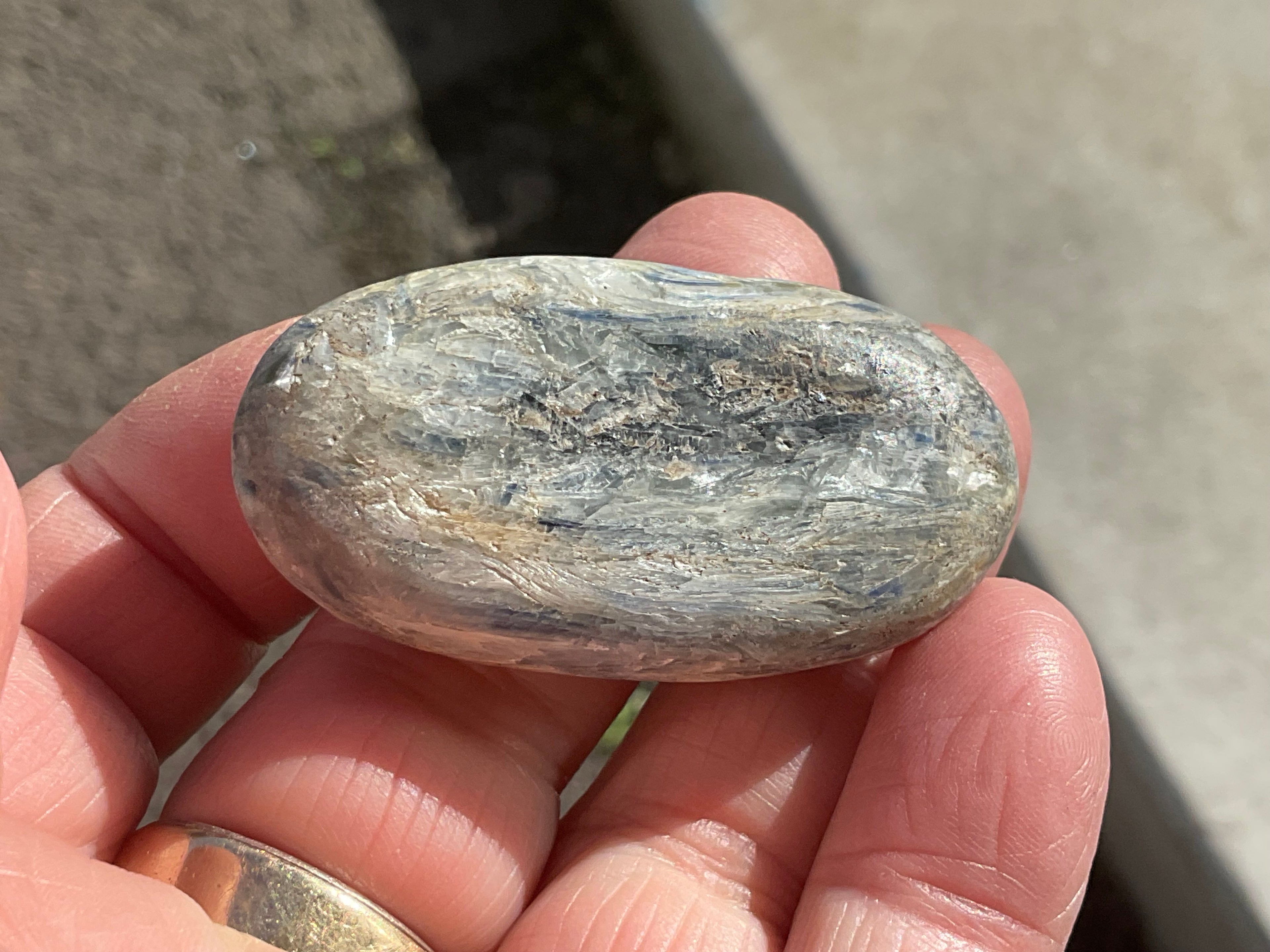 48g Blue Kyanite Palmstone 1A
