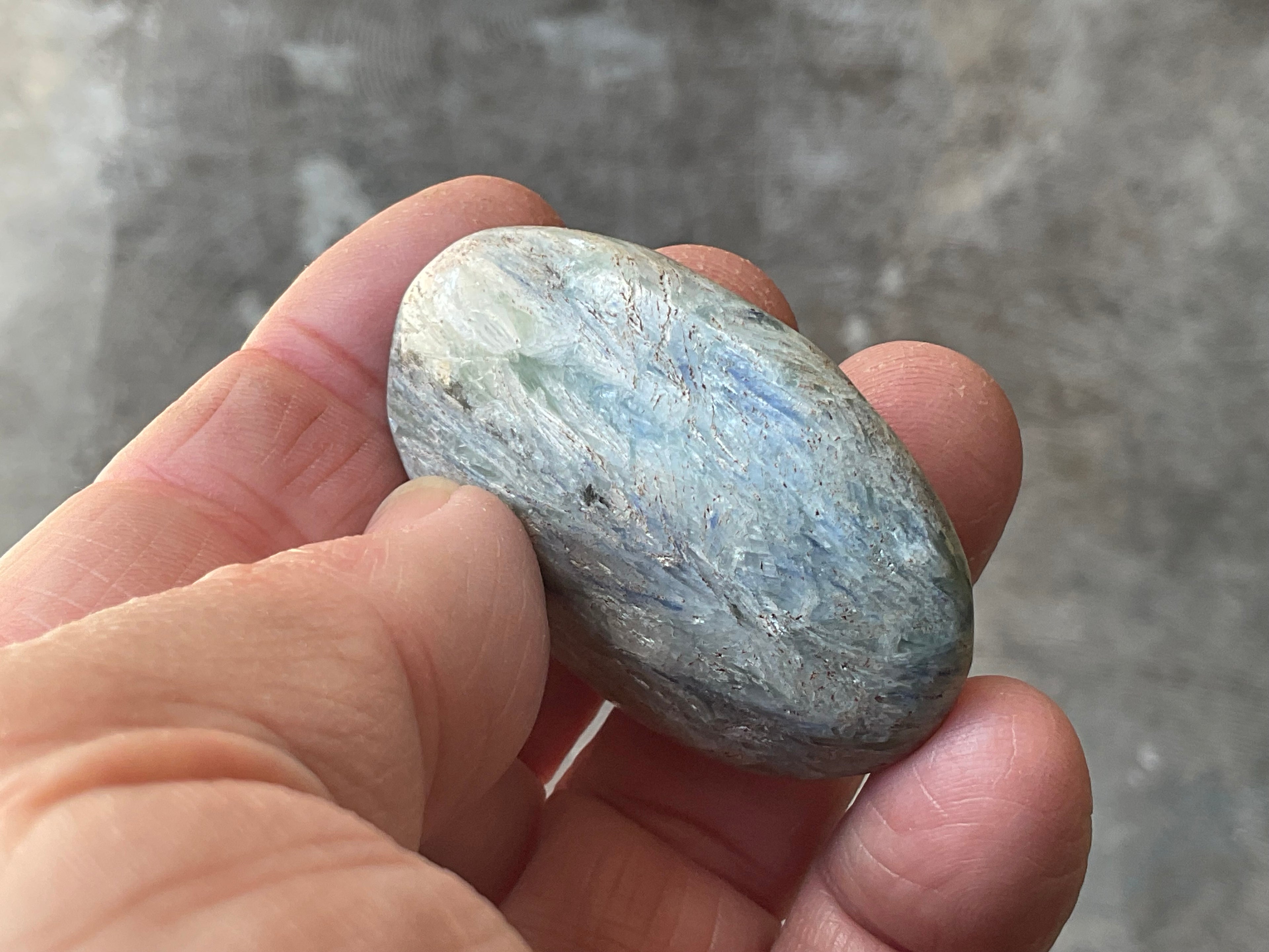 46g Blue Kyanite Palmstone 1B