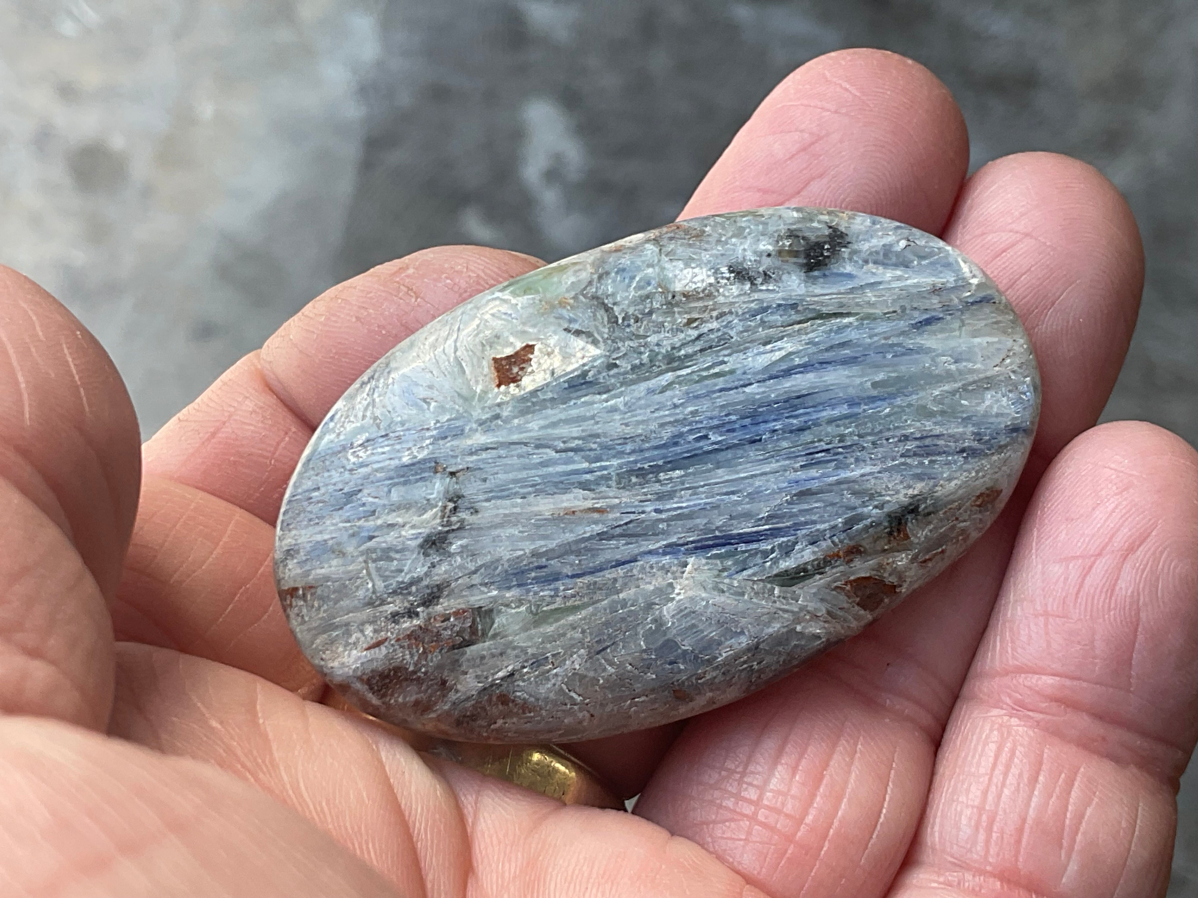 44g Blue Kyanite Palmstone 1C