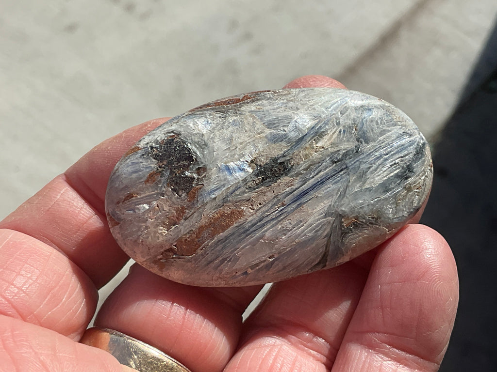 44g Blue Kyanite Palmstone 1C