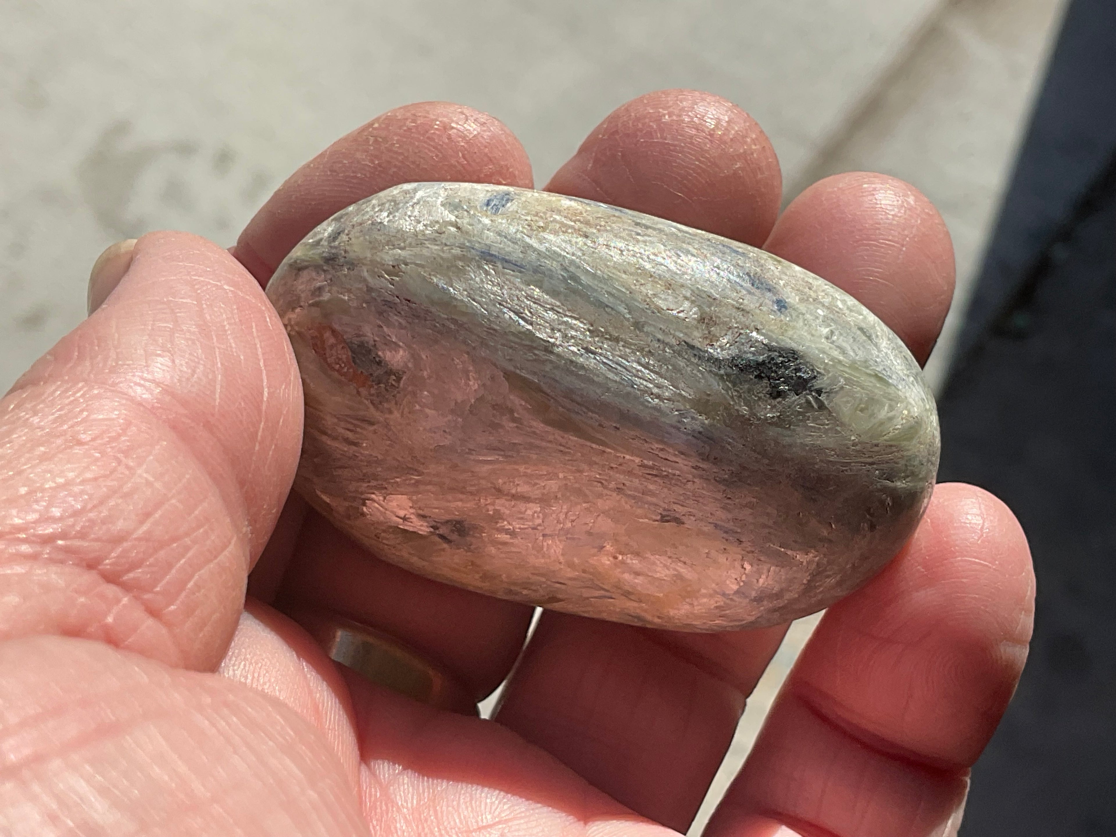 83g Blue Kyanite Palmstone 2B