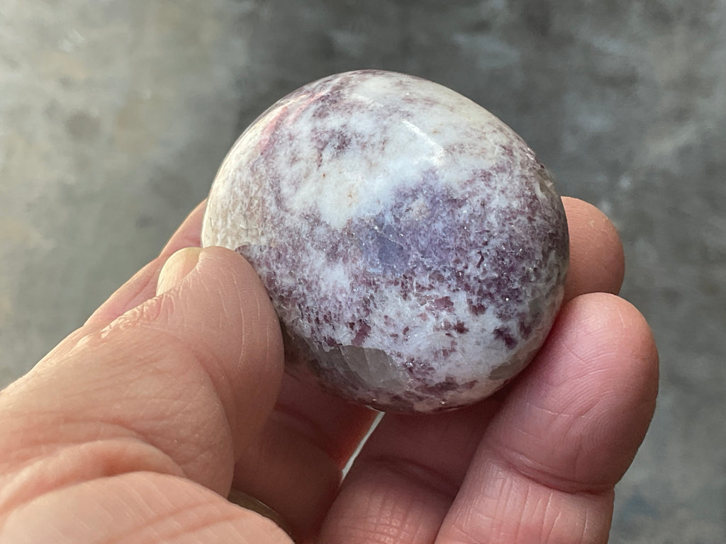 91g Lepidolote Palmstone 1B