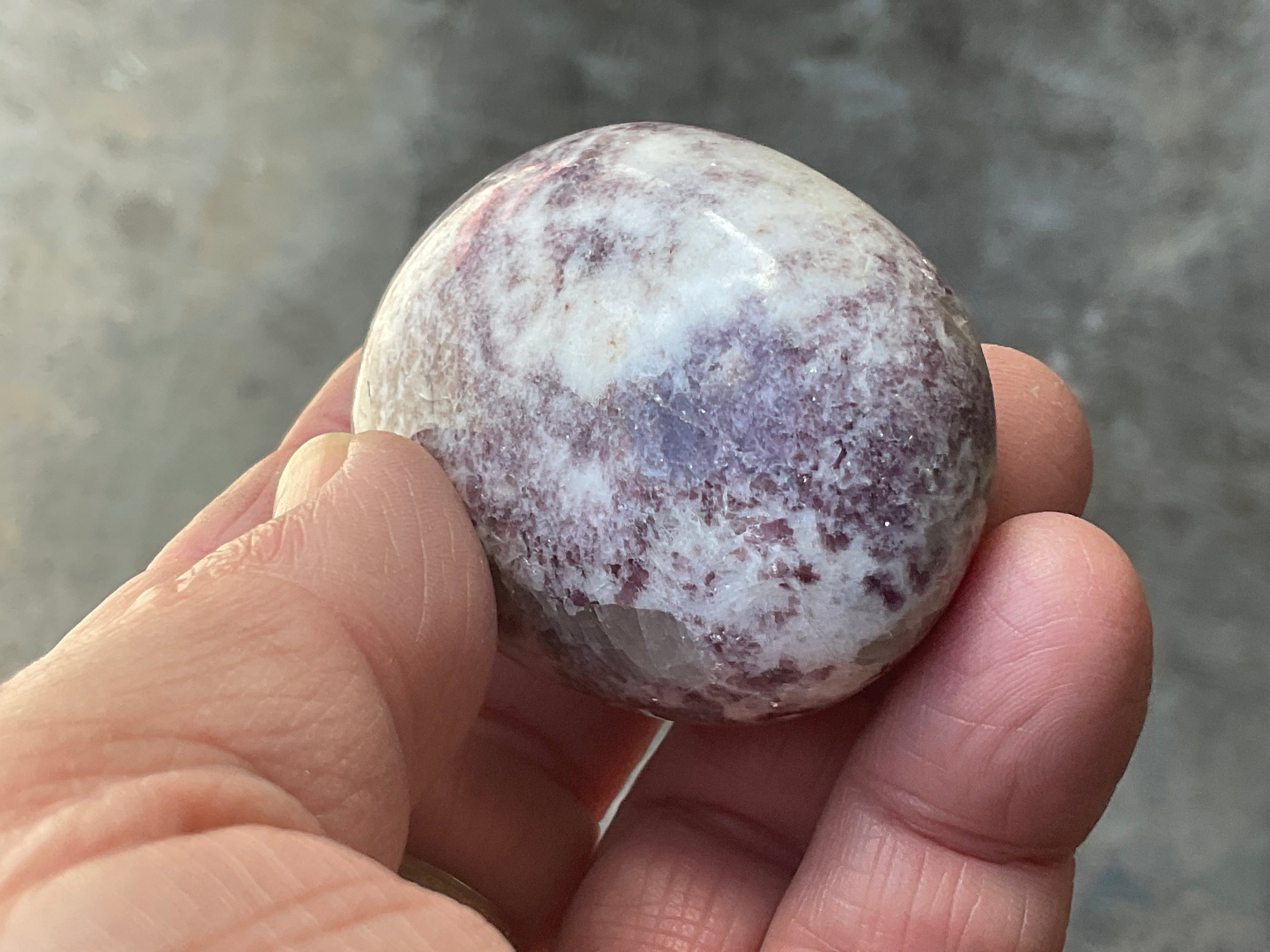 91g Lepidolote Palmstone 1B