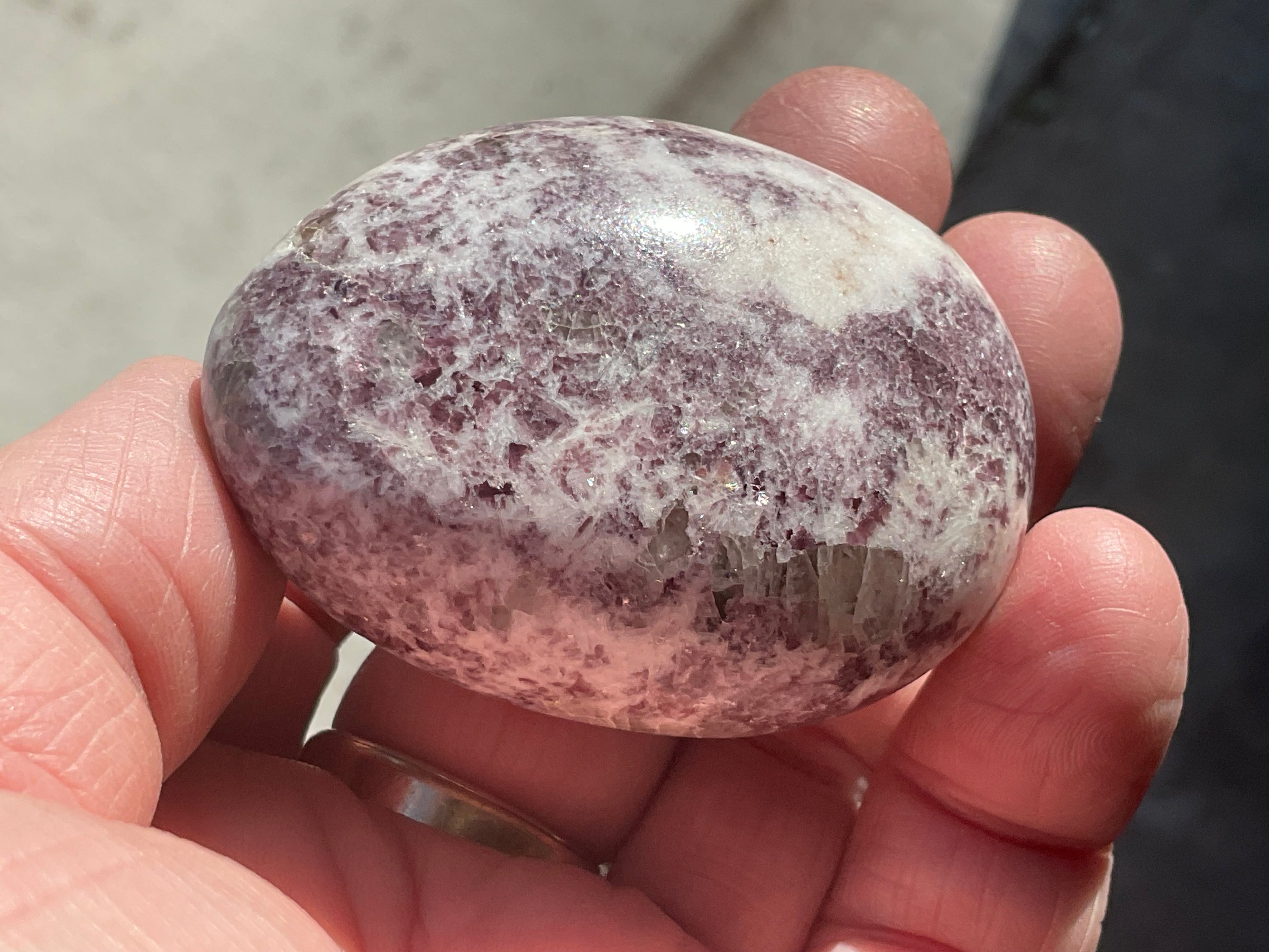 91g Lepidolote Palmstone 1B